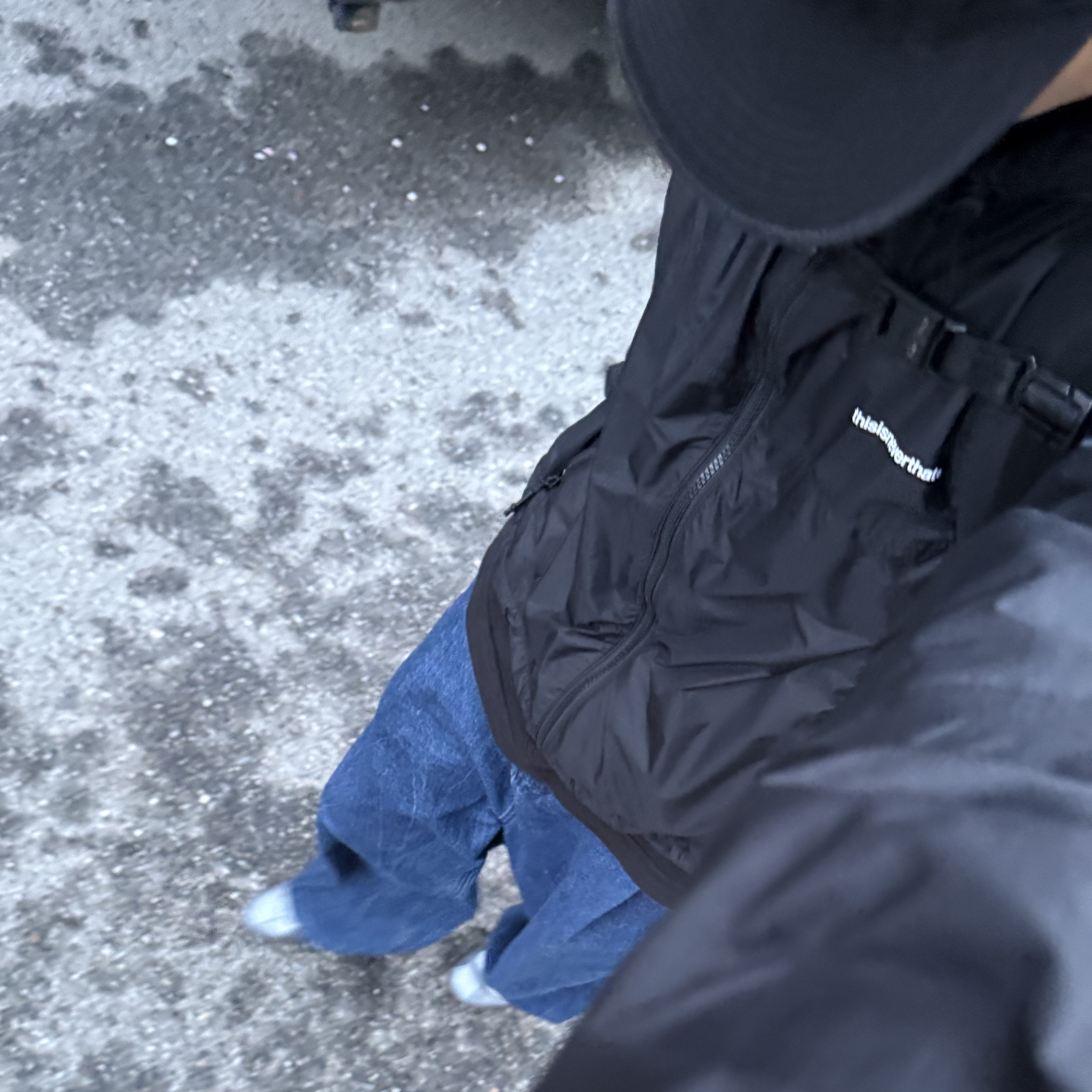 Thisisneverthat T-Light Jacket Black 착용 스타일 - 1