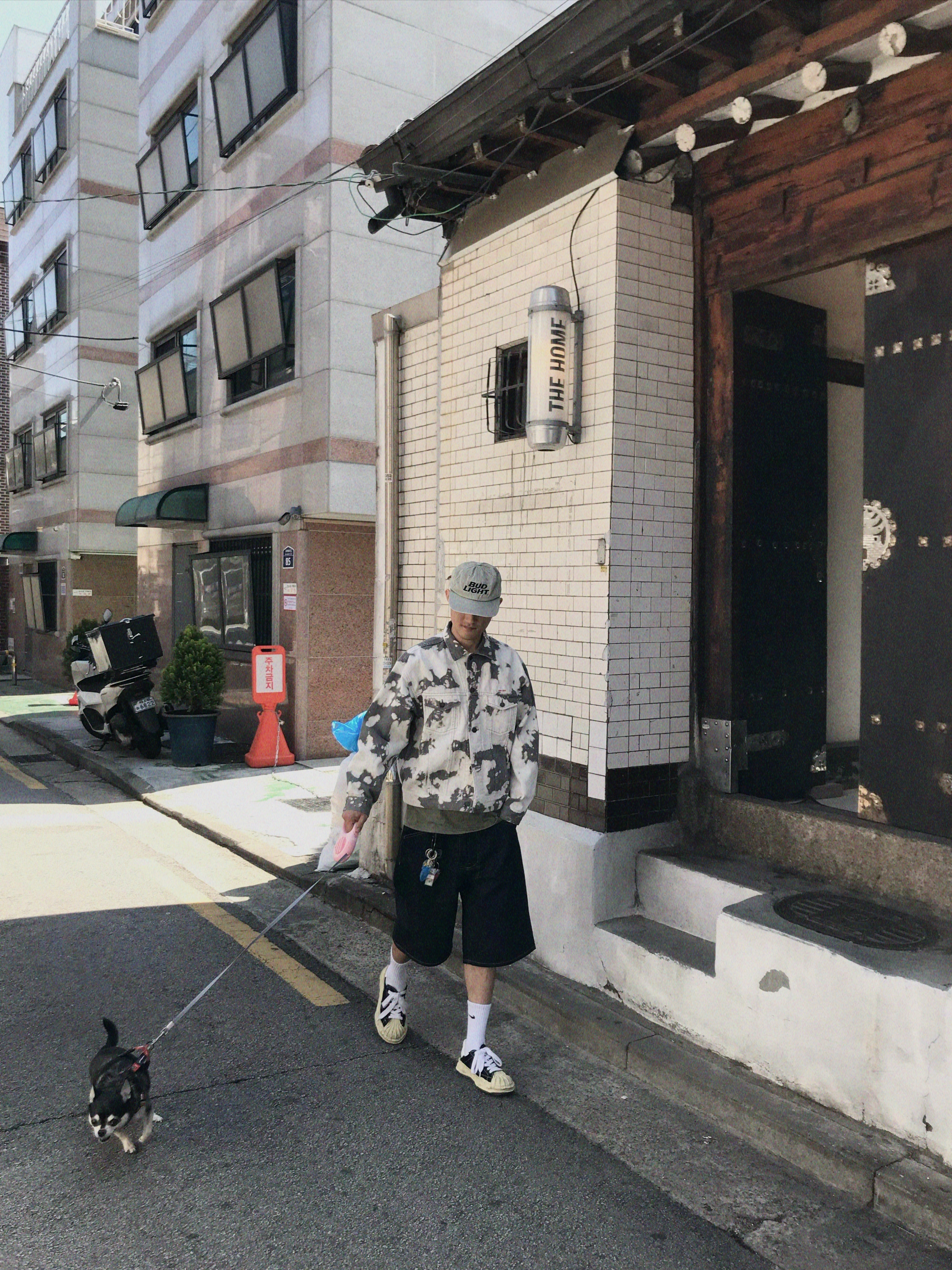 Maison Mihara Yasuhiro Blakey VL OG Sole Leather Low-top Sneakers Black, Human Made Duck PVC Key Chain Blue 착용 스타일