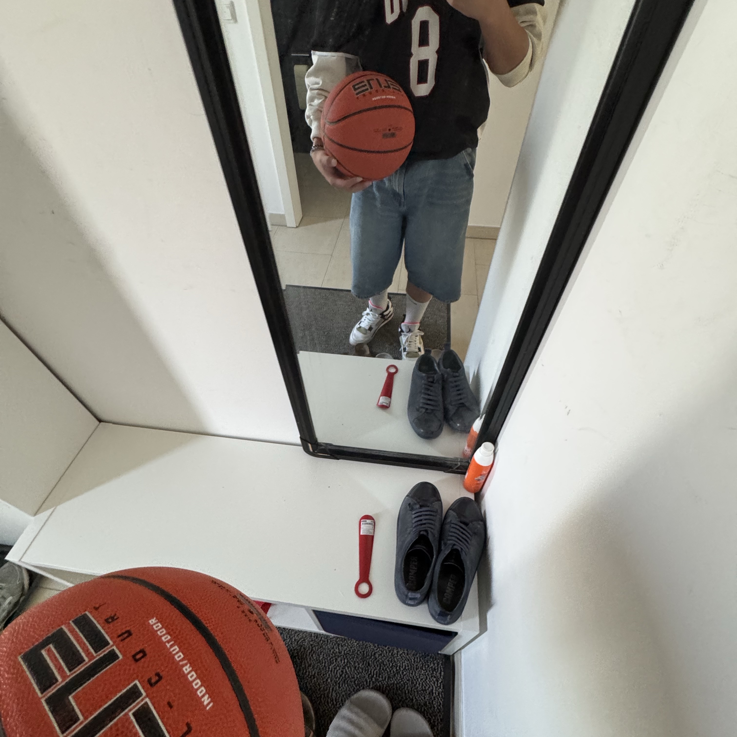 Jordan 4 Retro Flight Nostalgia 착용 스타일