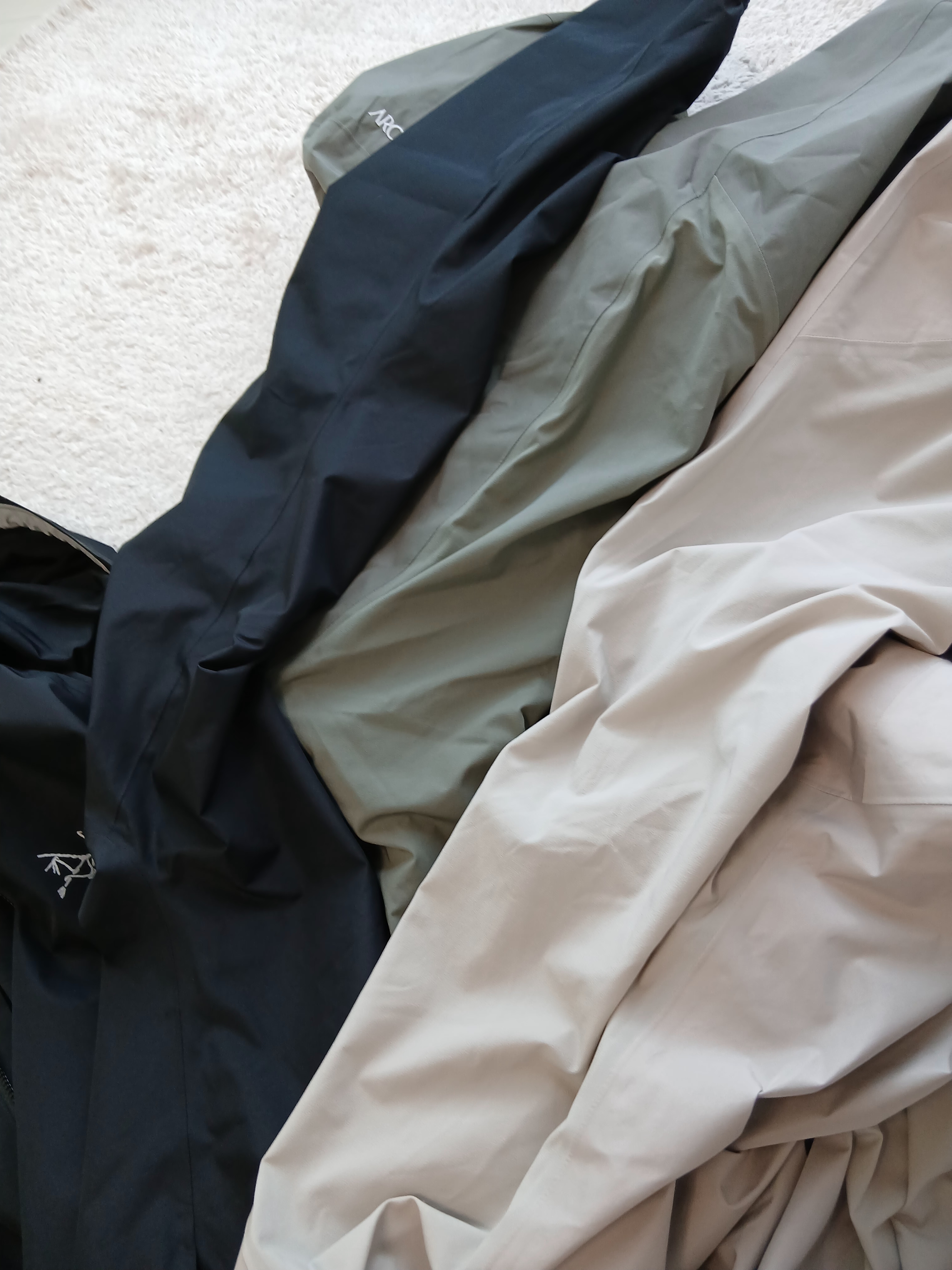 Arc'teryx Solano Hoody Black, Arc'teryx Solano Hoody Rune 착용 스타일 - 6