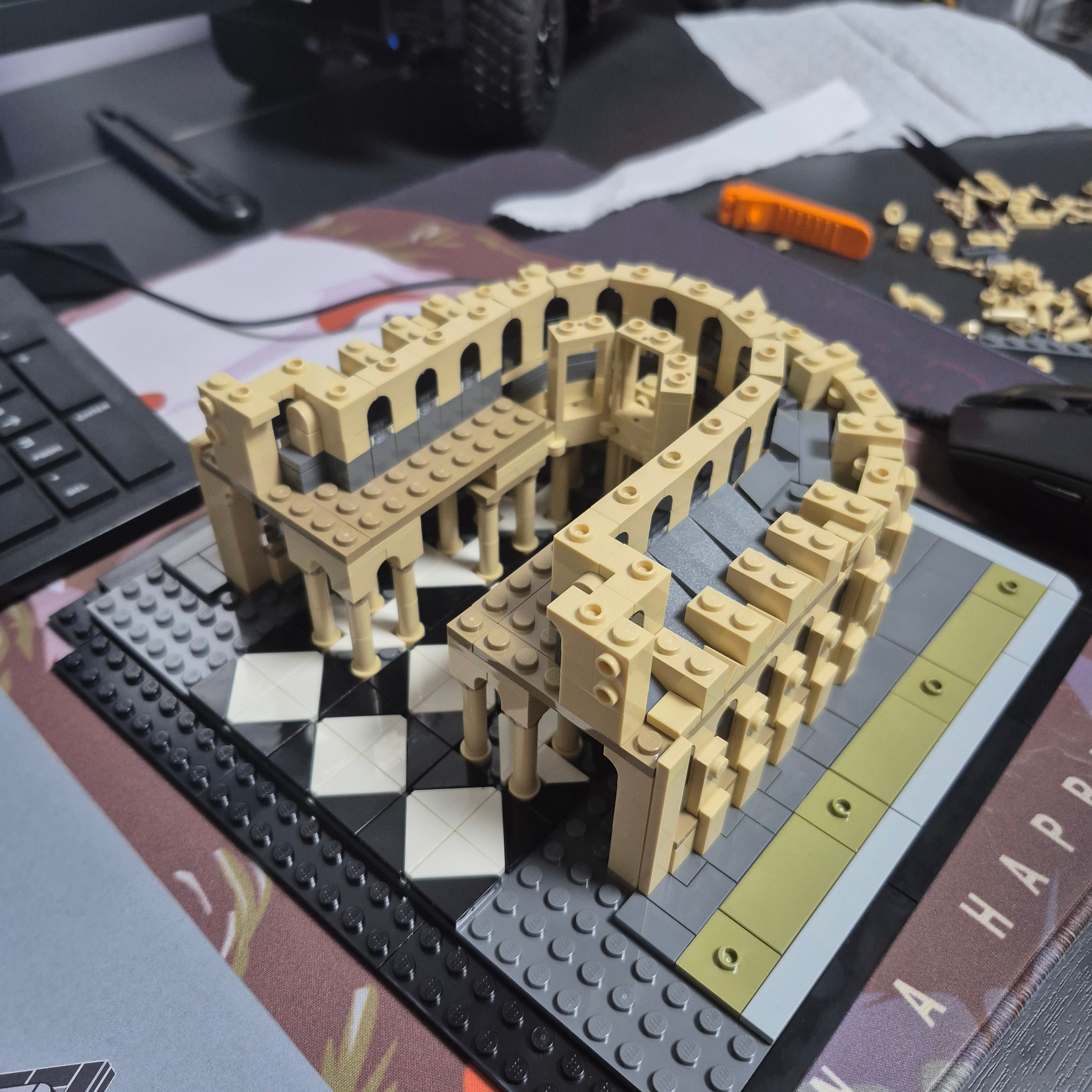Lego Architecture Notre-Dame de Paris 착용 스타일