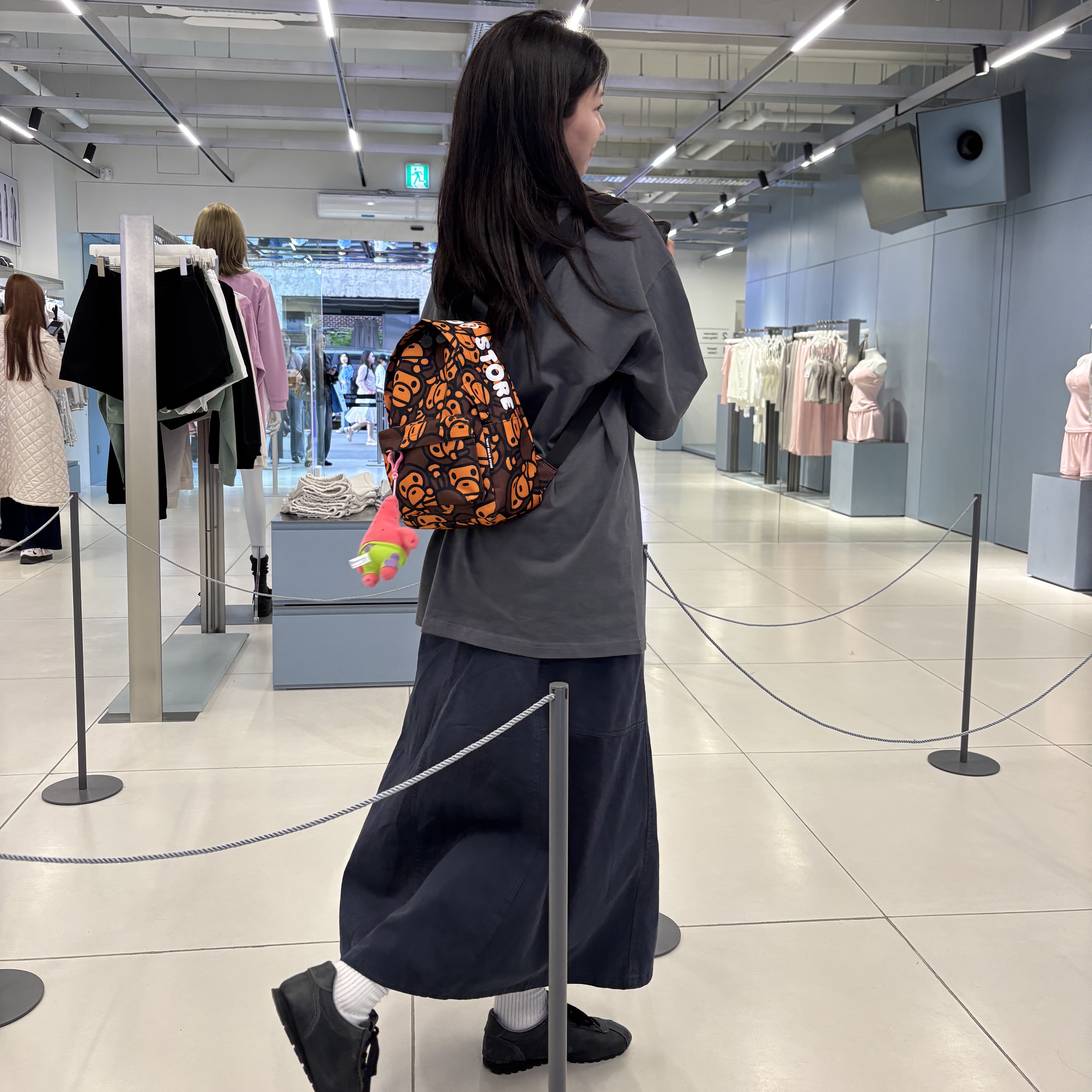 BAPE All Baby Milo Mini Backpack Brown 착용 스타일