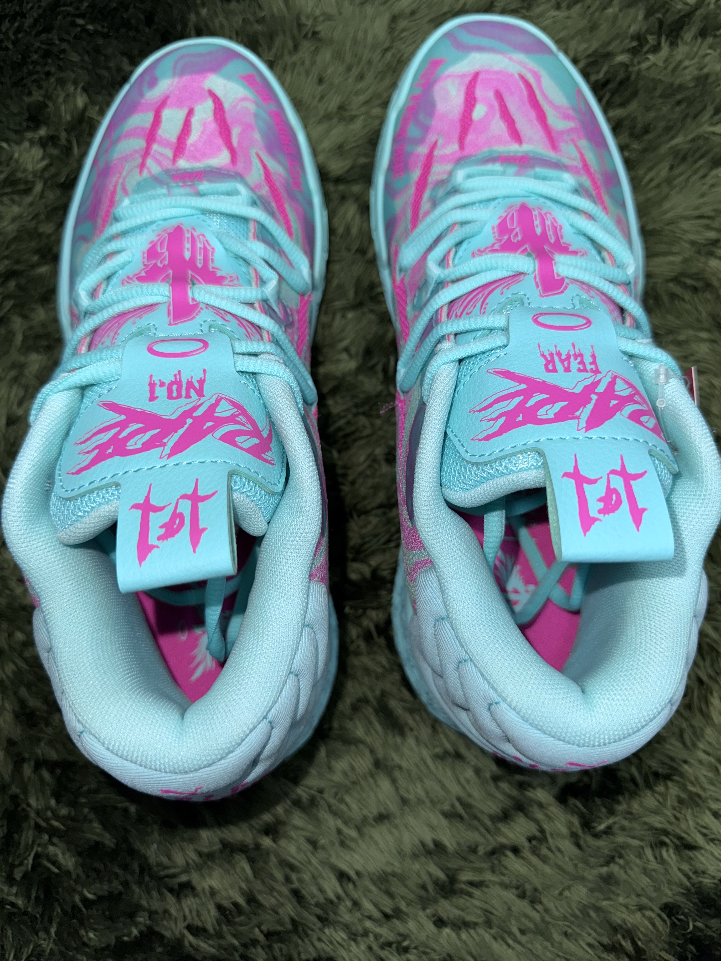 Puma MB.03 Miami Electric Peppermint 착용 스타일 - 3