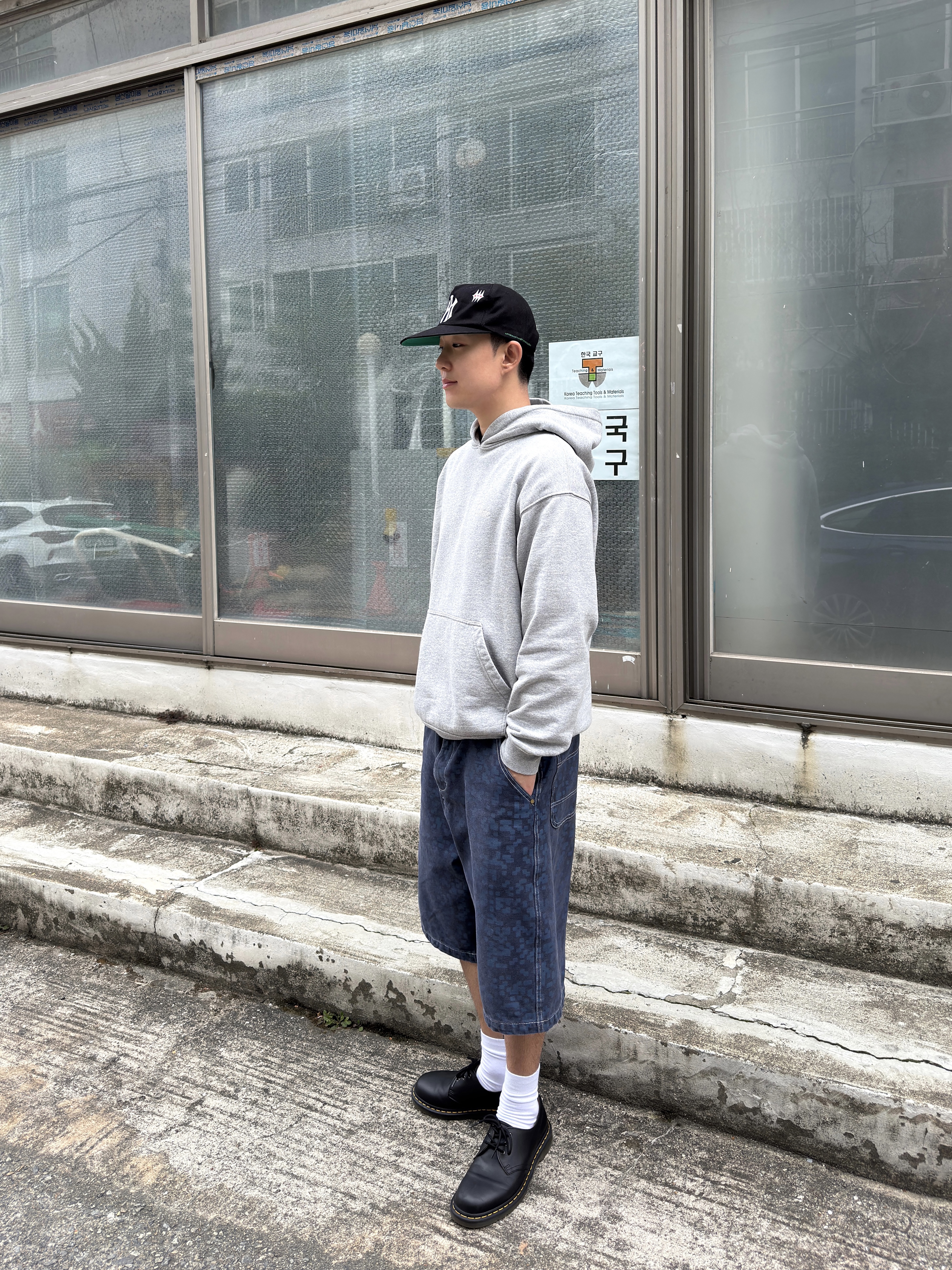 Dr. Martens 1461 Nappa Black, Dr. Martens 1461 Nappa Black 착용 스타일 - 2