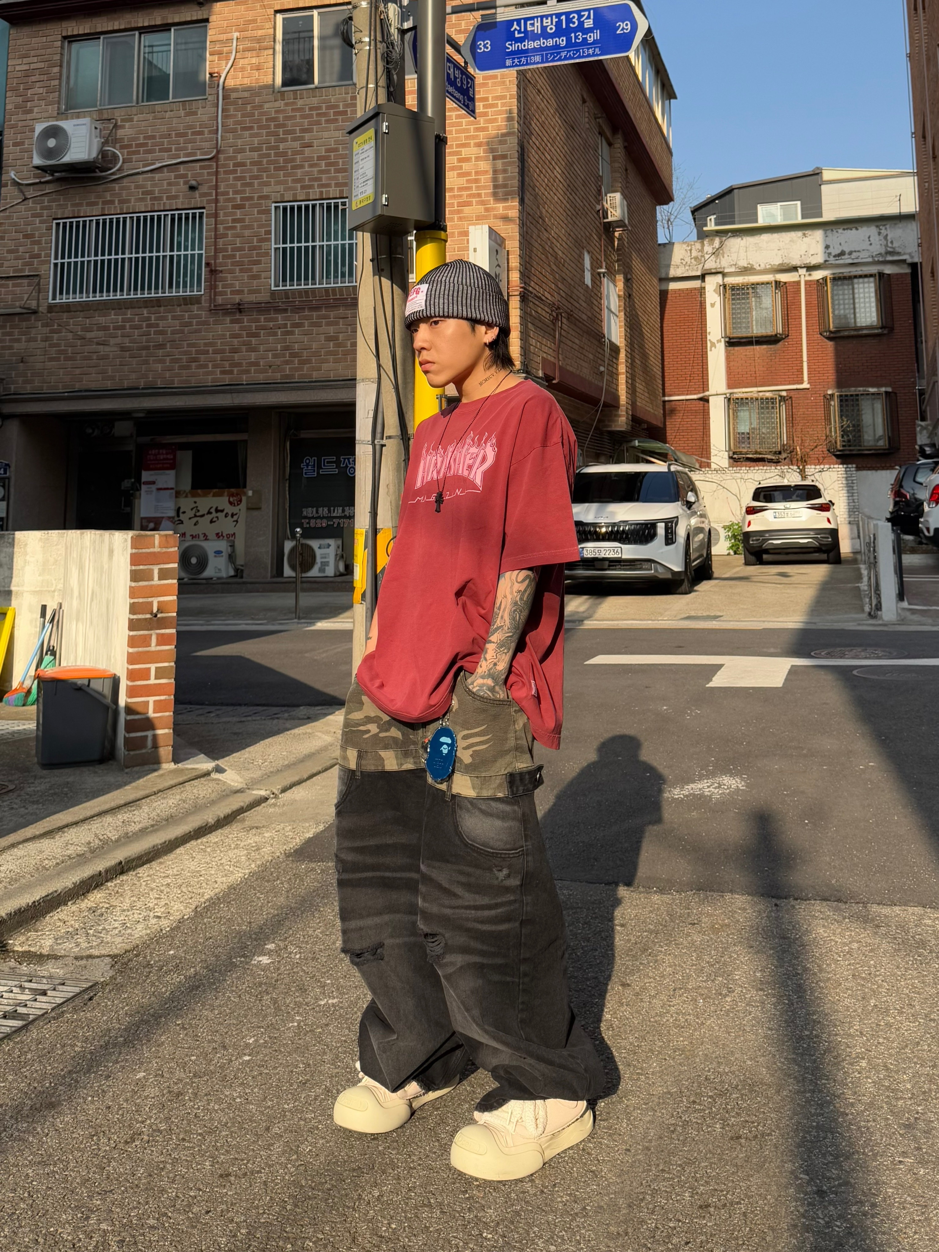 DEFGARMENTS Label Point Rib Beanie Black 착용 스타일 - 3