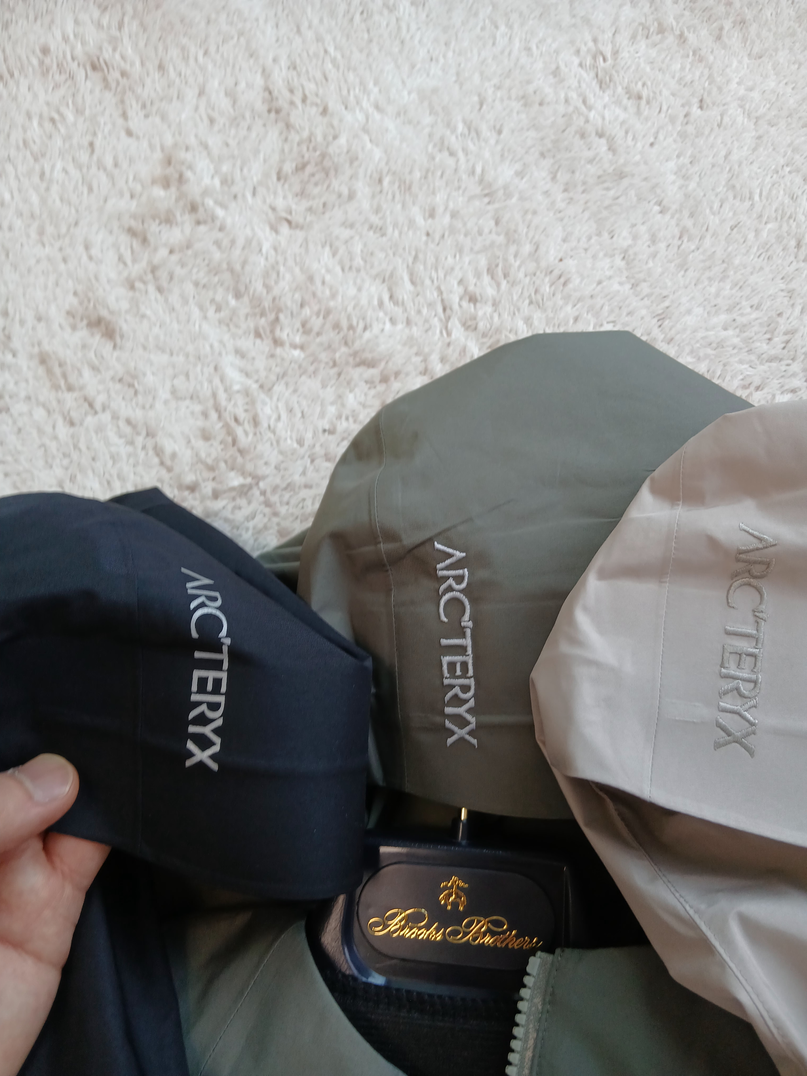 Arc'teryx Solano Hoody Black, Arc'teryx Solano Hoody Rune 착용 스타일 - 4