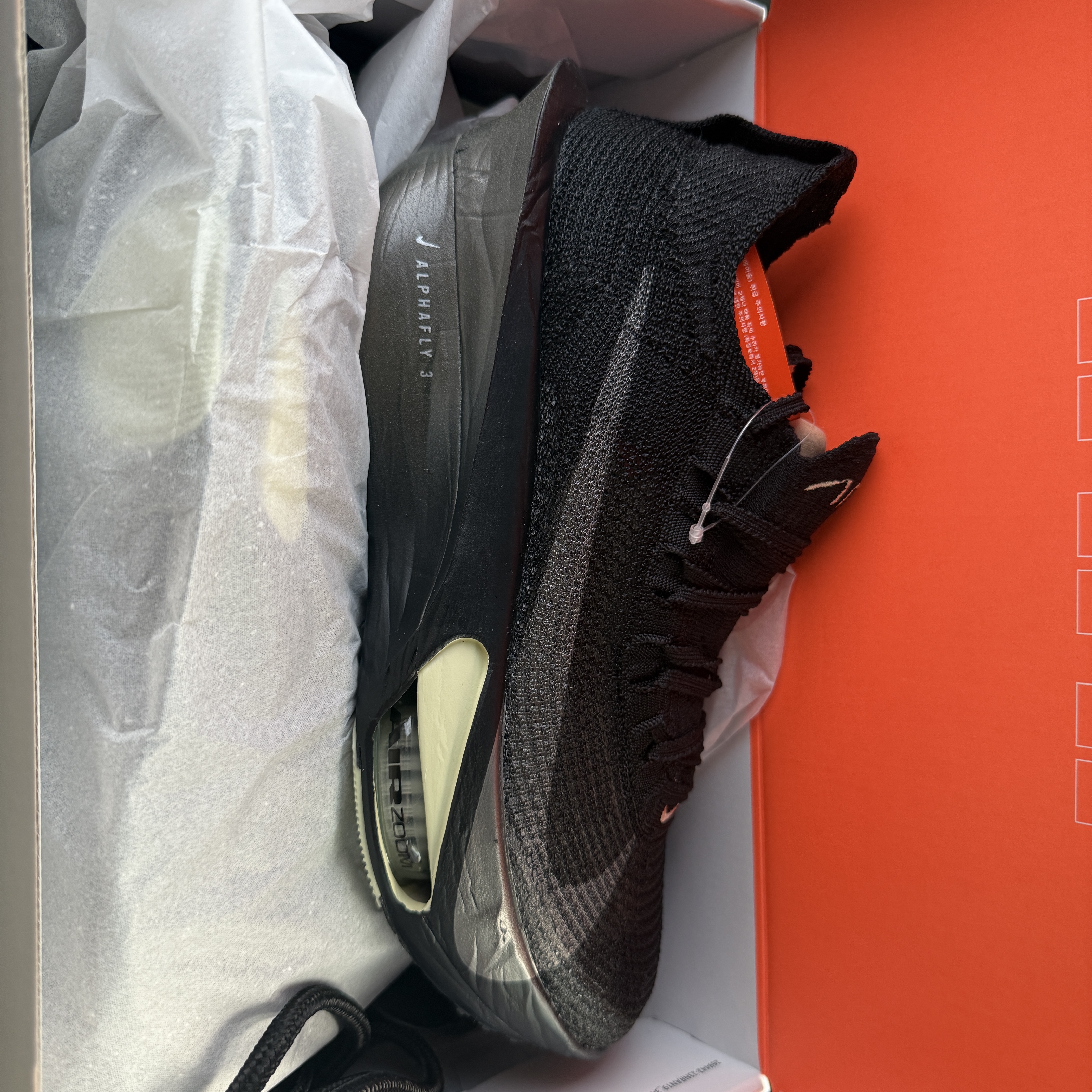 Nike Air Zoom Alphafly Next% 3 Black Olive Aura 착용 스타일 - 1