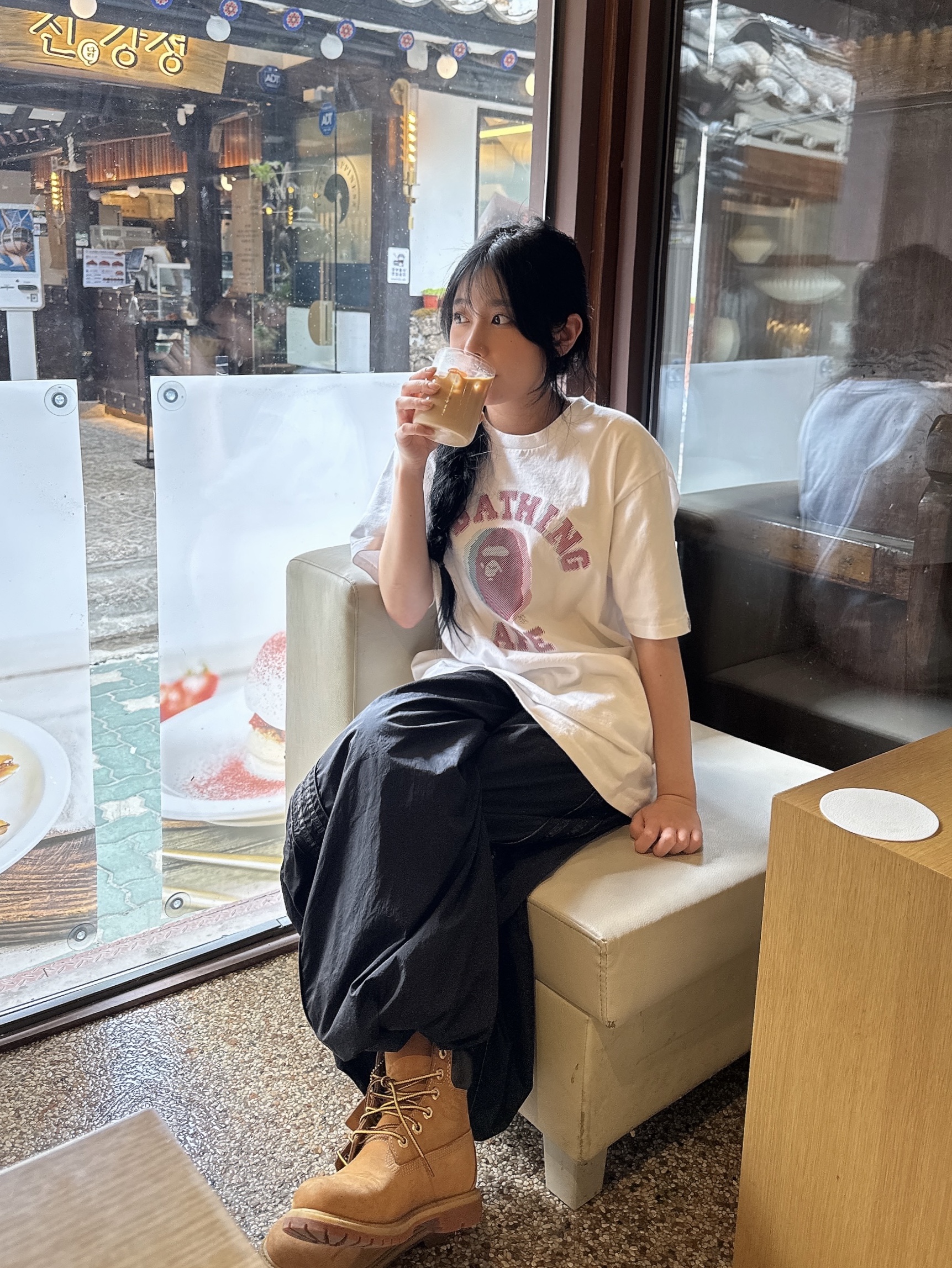 BAPE Glitch Art College T-Shirt White, (W) Timberland 6 Inch Premium Waterproof Boot Wheat Nubuck - Wide 착용 스타일 - 4