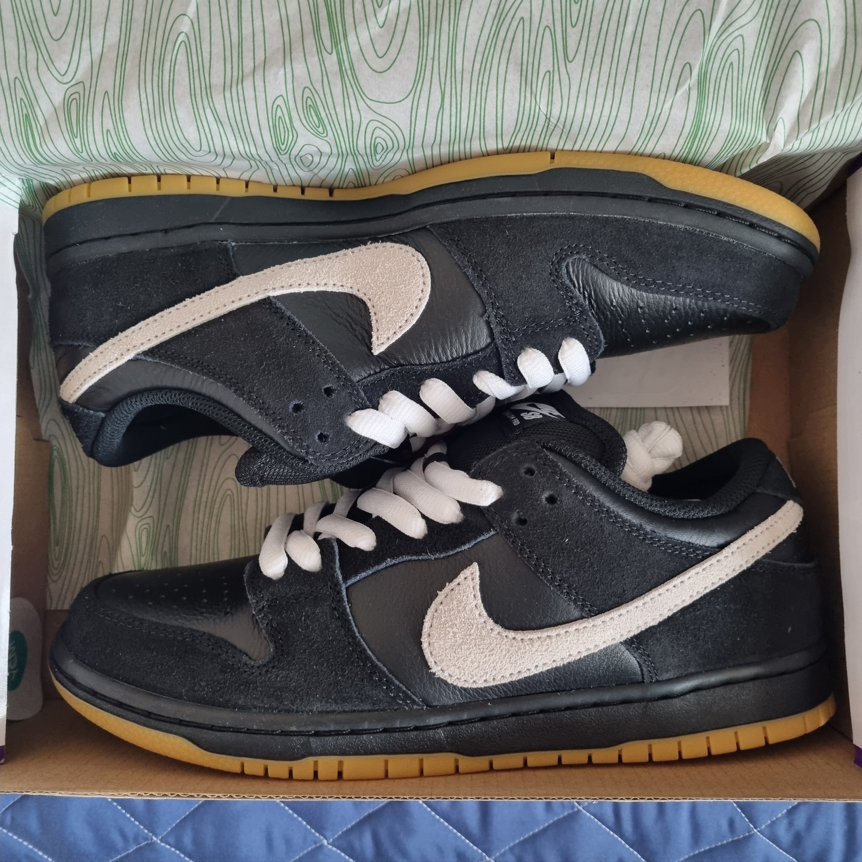 Nike SB Dunk Low Pro Black White 착용 스타일
