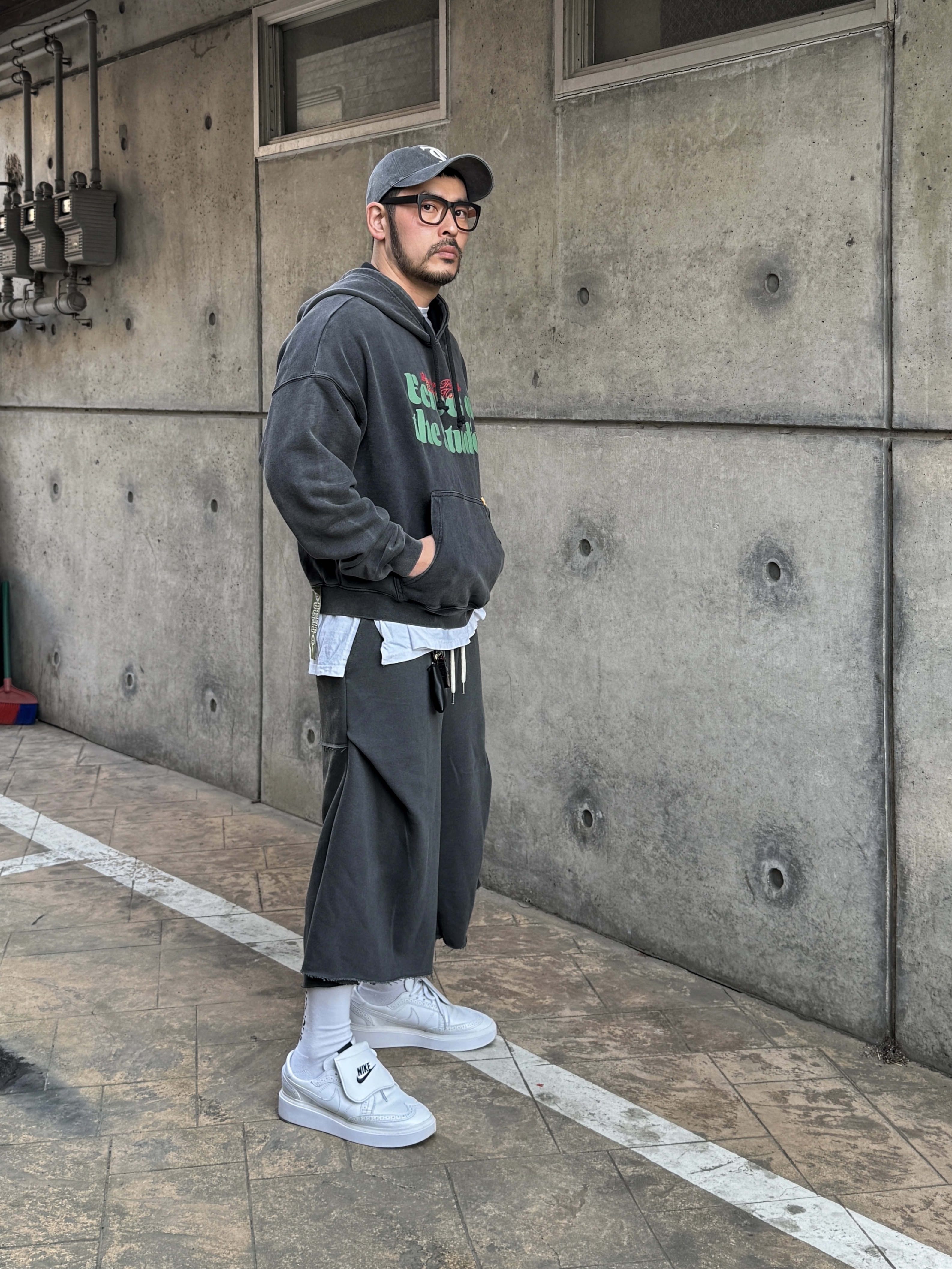 Nike x Peaceminusone Kwondo1 White, moif x inapsquare City Dweller Parka Sand 착용 스타일 - 5