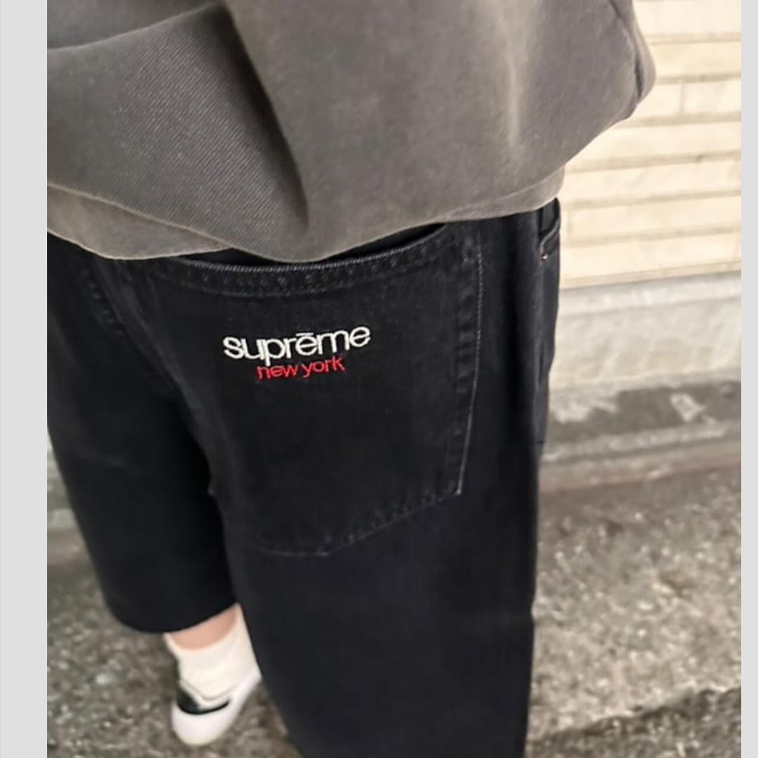 Supreme Baggy Denim Shorts Black - 25SS 착용 스타일 - 3