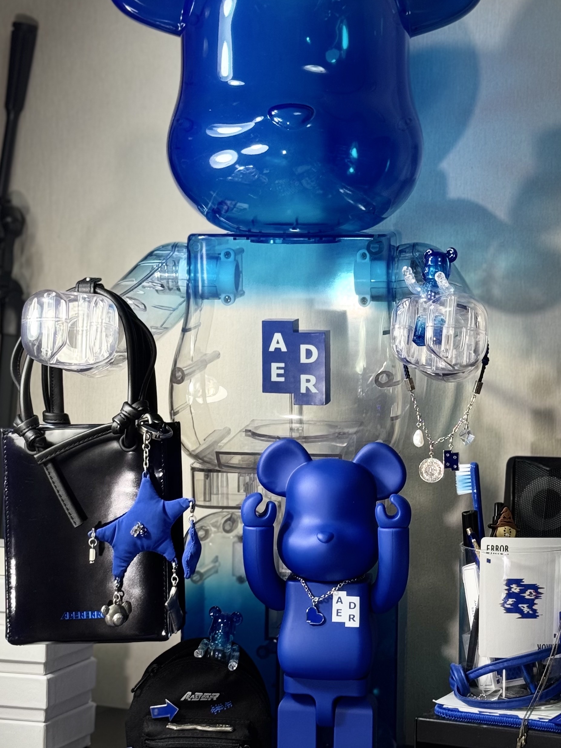 Bearbrick x Ader Error 2nd Ver. 1000%, Bearbrick x Ader Error 400% 착용 스타일
