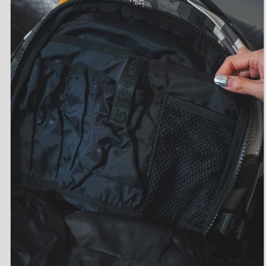 Supreme Backpack Snow Camo - 25SS 착용 스타일 - 10