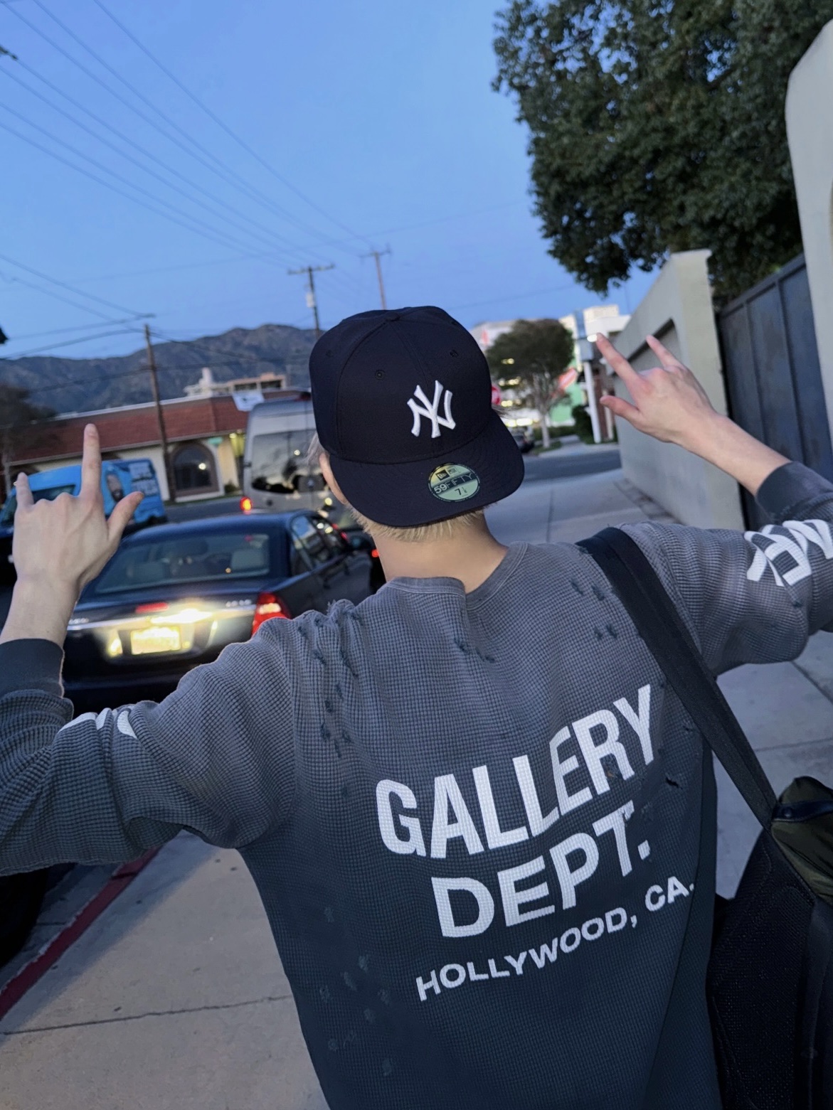 New Era 59Fifty MLB Authentic New York Yankees Game Navy 착용 스타일 - 2