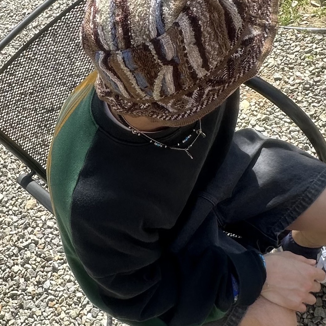 Kapital 7G Knit Gaudy Bucket Hat Gold Brown, Kapital 2 Tone Big Fleece Sweatshirt Black Green 착용 스타일