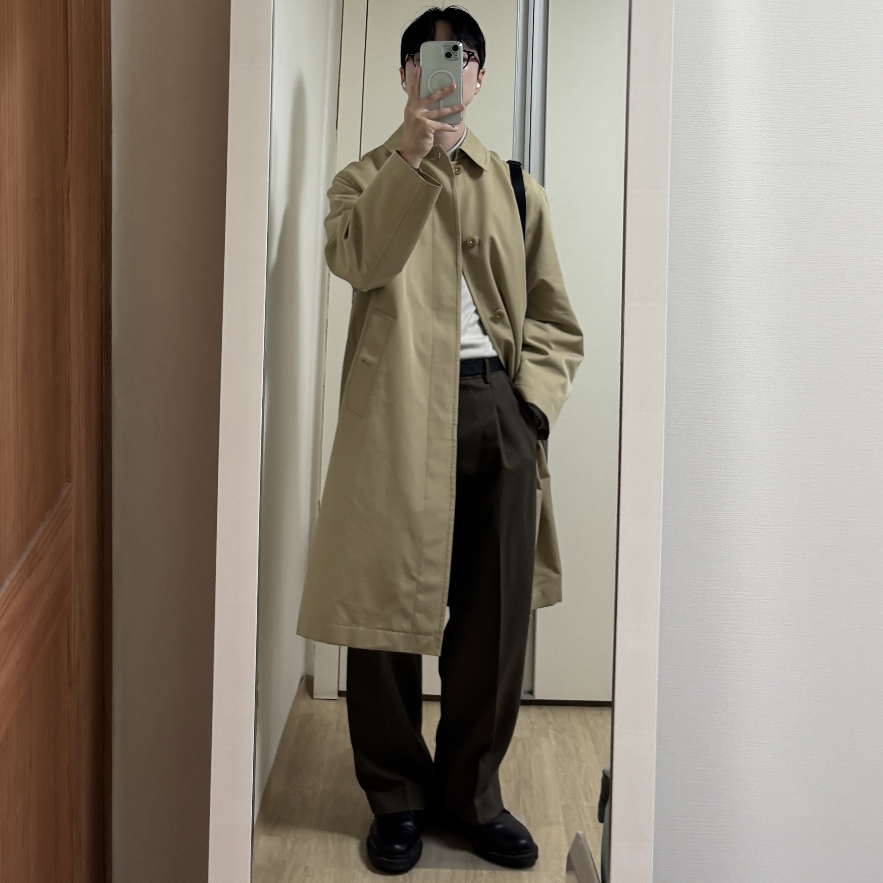 Dr. Martens 1461 Mono Black 착용 스타일 - 1
