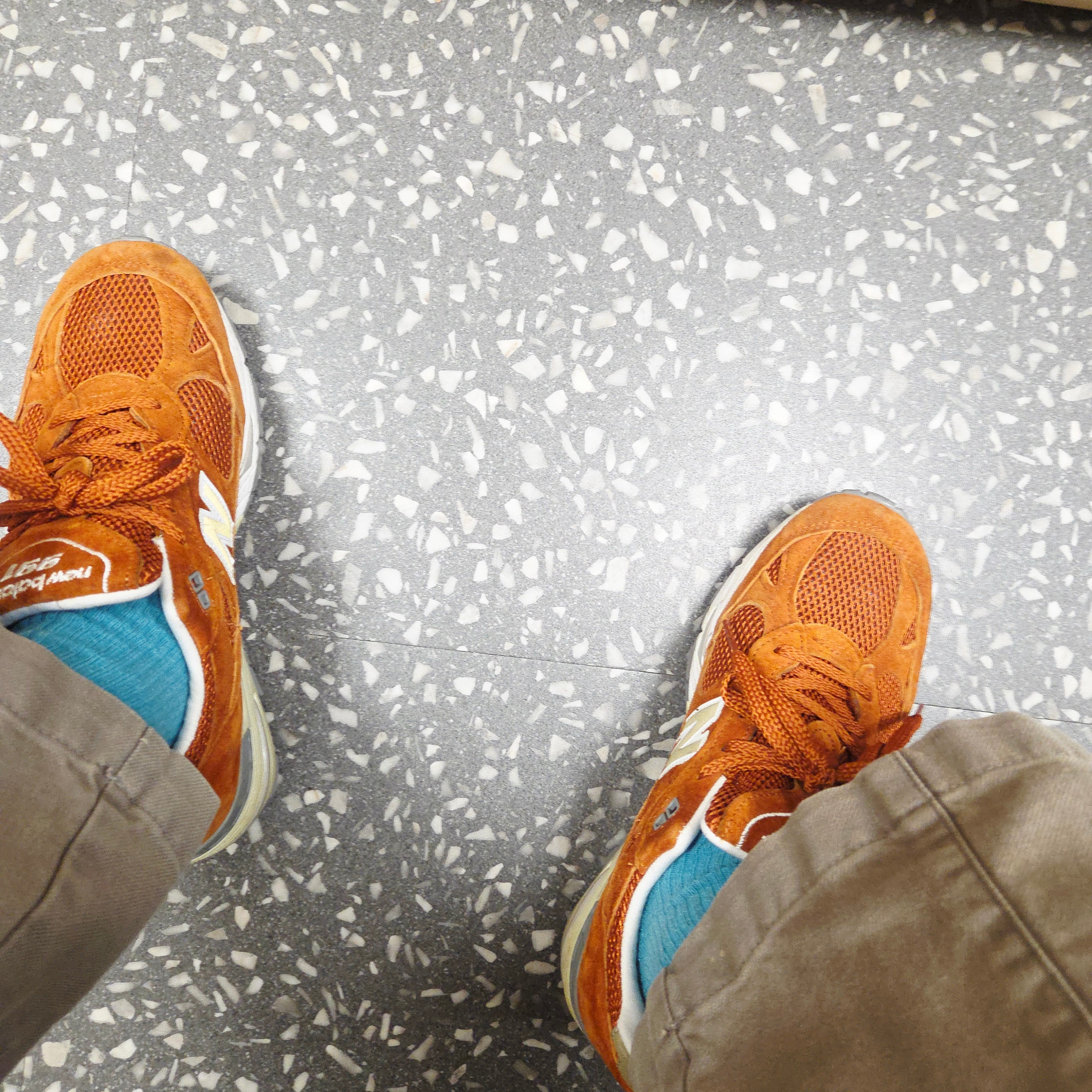 New Balance Made in UK 991 Eastern Species, Cost Per Kilo Moduler Cargo Pants Grey 착용 스타일