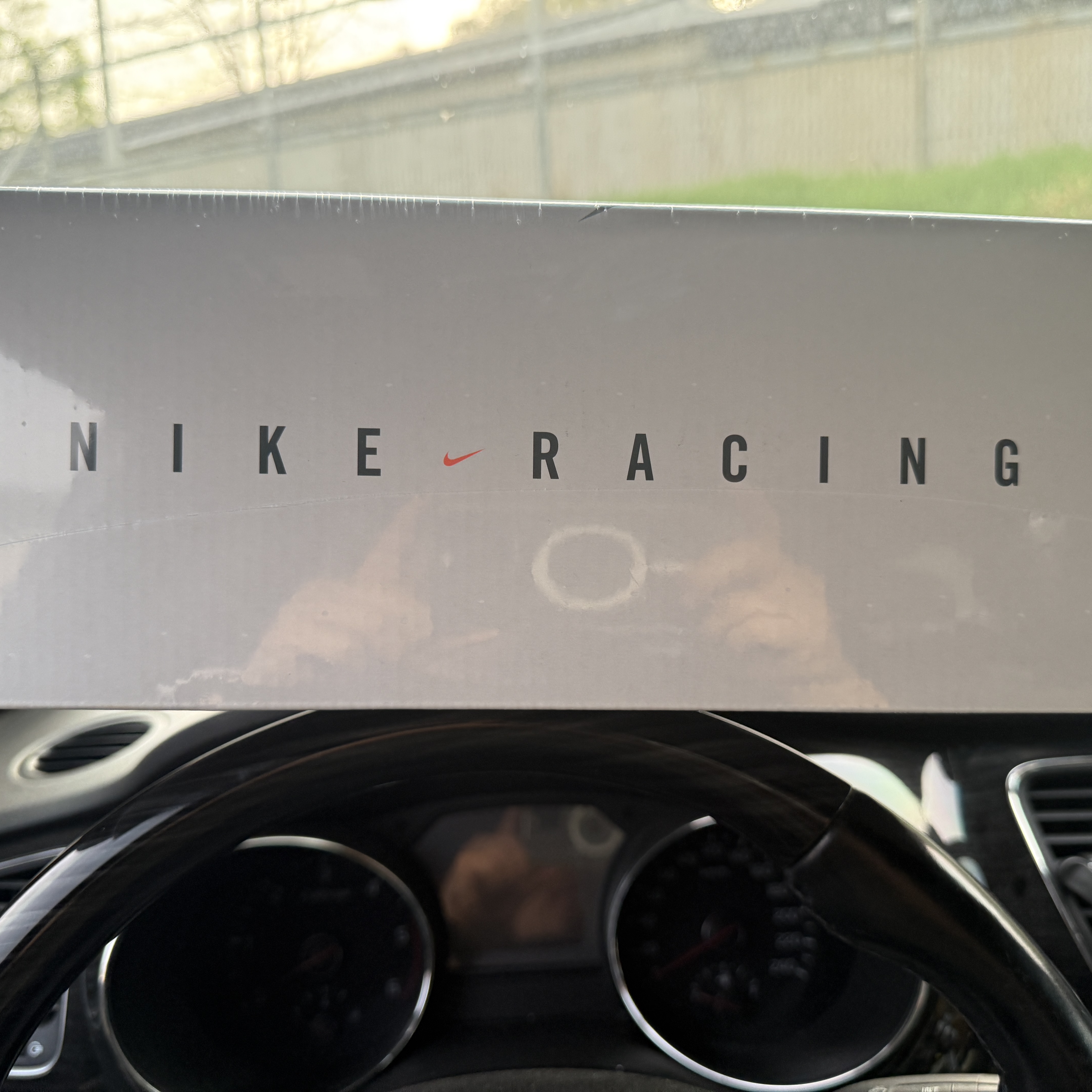Nike Air Zoom Alphafly Next% 3 Black Olive Aura 착용 스타일 - 2