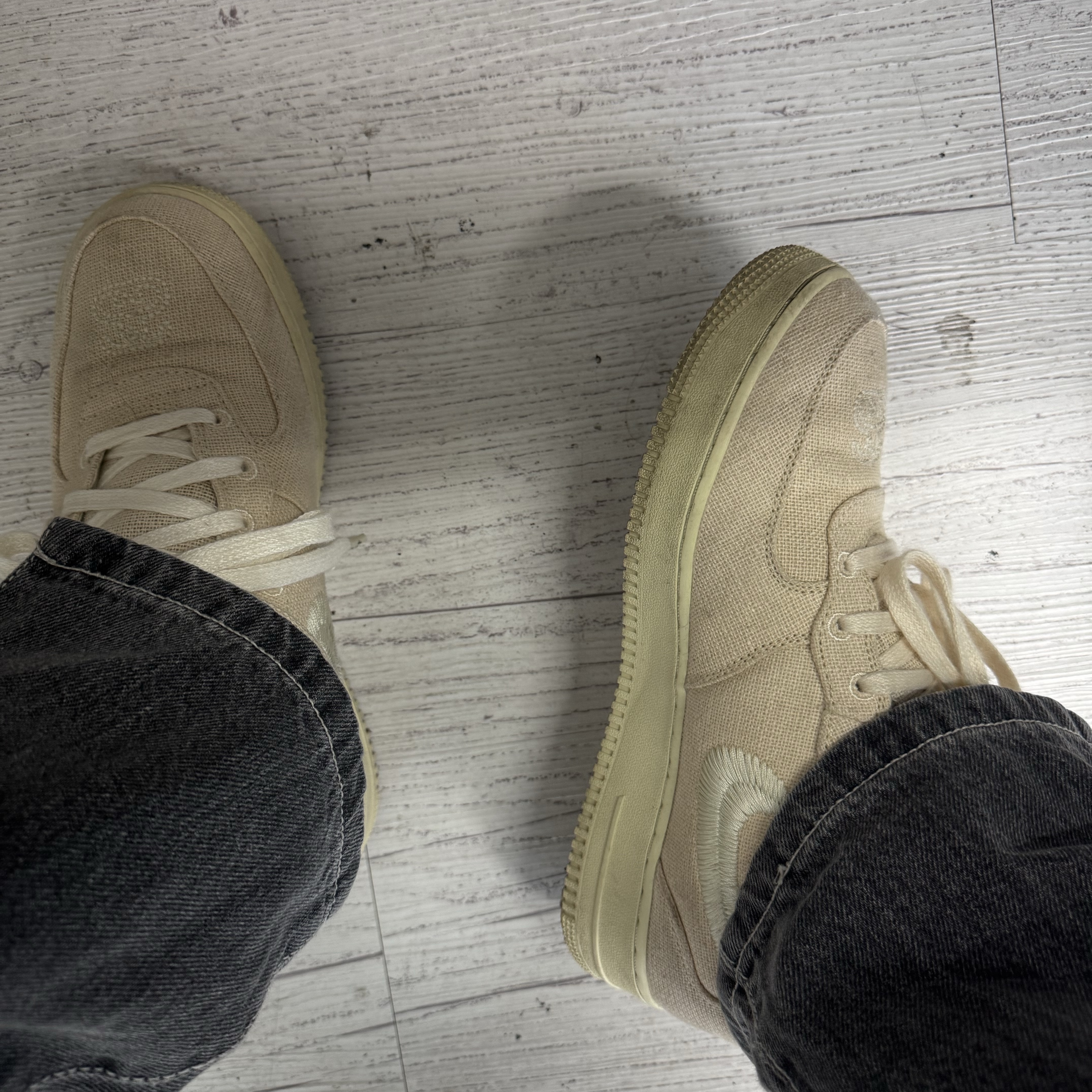 Nike x Stussy Air Force 1 '07 Mid SP Fossil, [SS25] moif Wide Dog Ear Jacket Black 착용 스타일 - 1