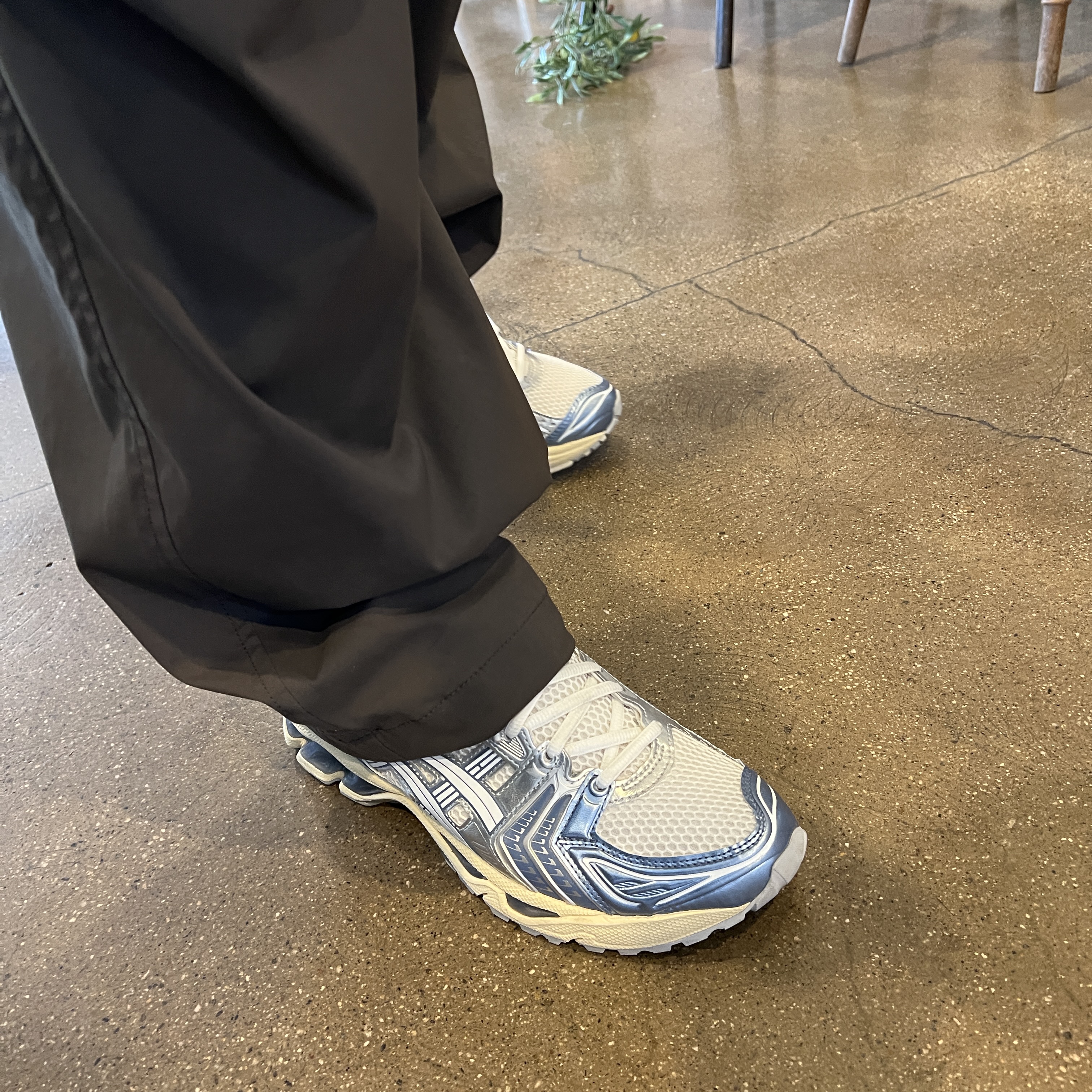 Asics Gel-Kayano 14 Metallic Blue 착용 스타일