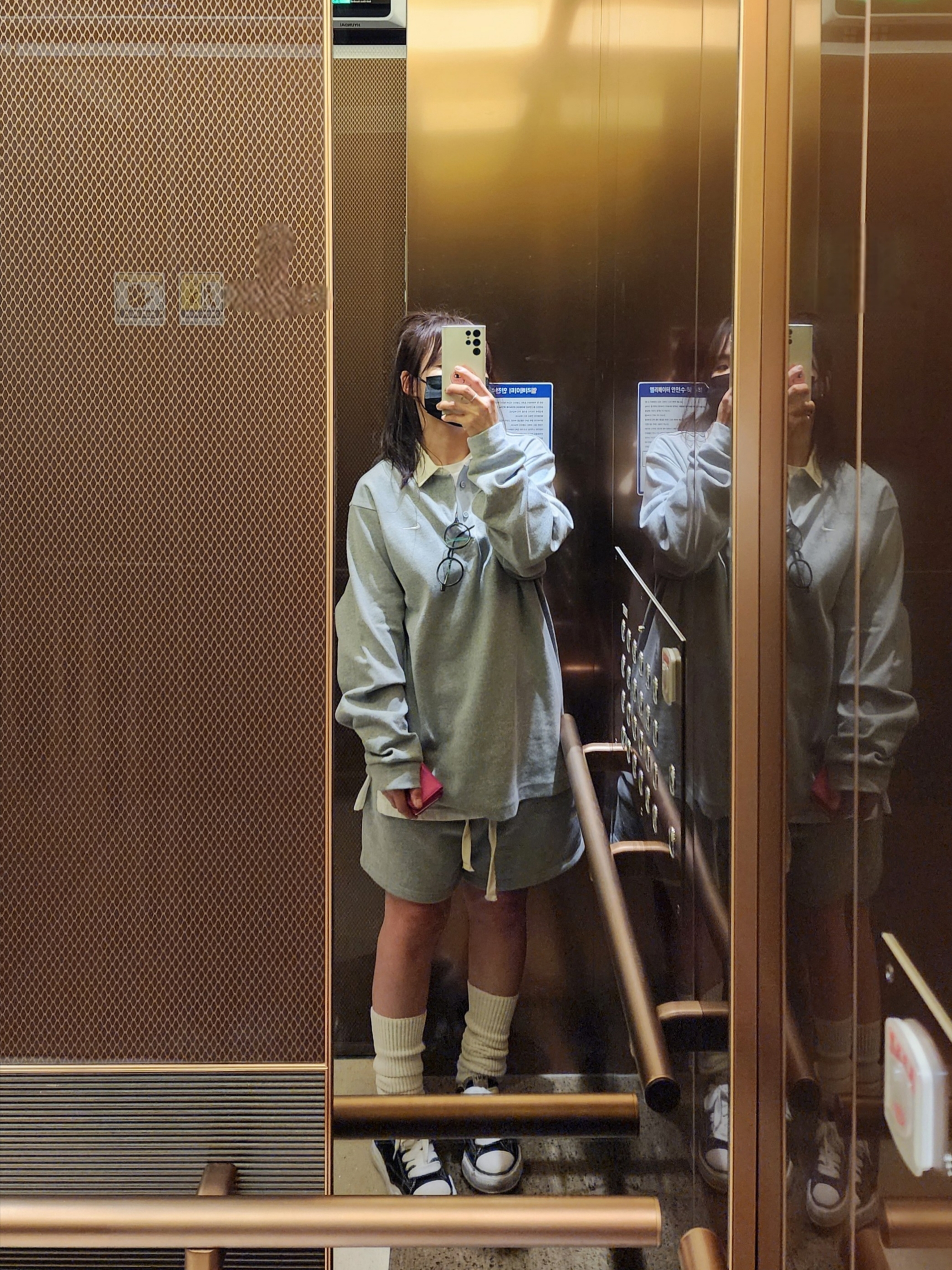 Nike Solo Swoosh Rugby Top Dark Grey Heather - Asia, Maison Mihara Yasuhiro Peterson OG Sole Canvas Low Sneakers Black 착용 스타일