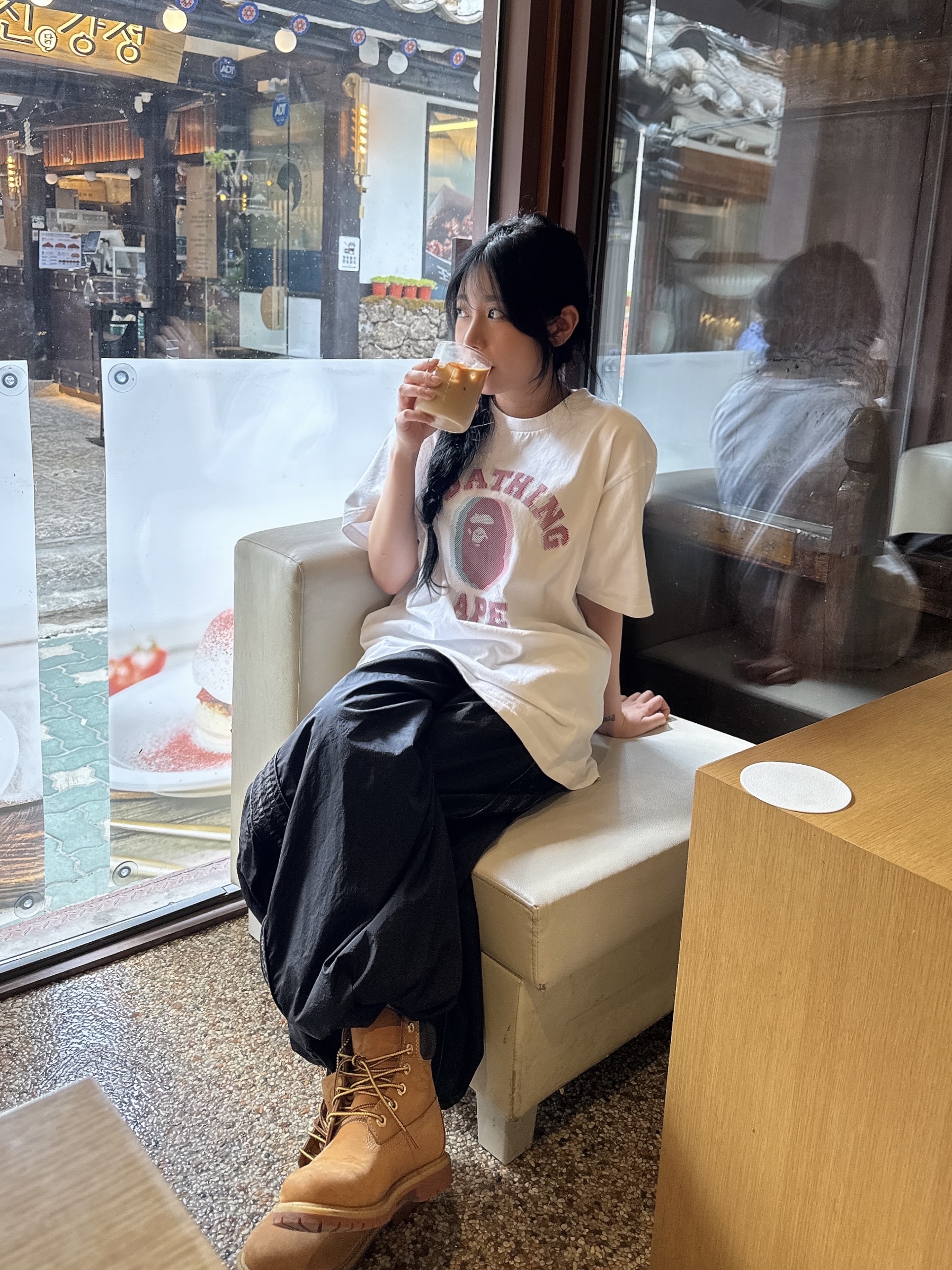 BAPE Glitch Art College T-Shirt White, (W) Timberland 6 Inch Premium Waterproof Boot Wheat Nubuck - Wide 착용 스타일 - 3