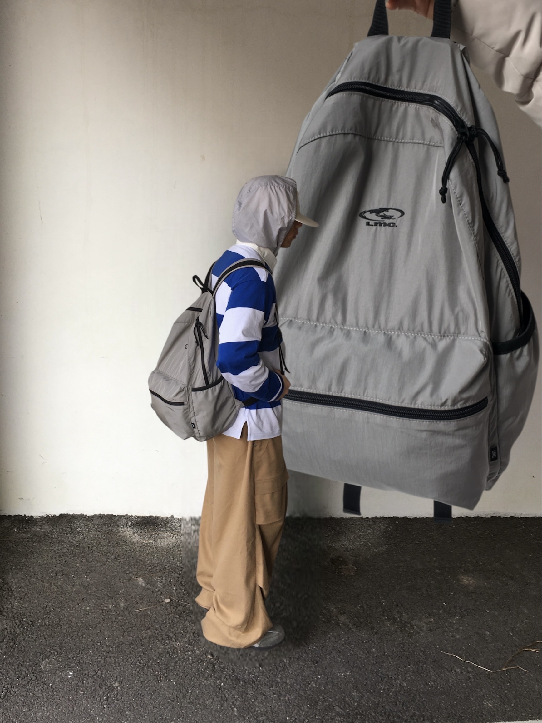 Asics Life Walker 010 Grey - 3E Wide 착용 스타일 - 2