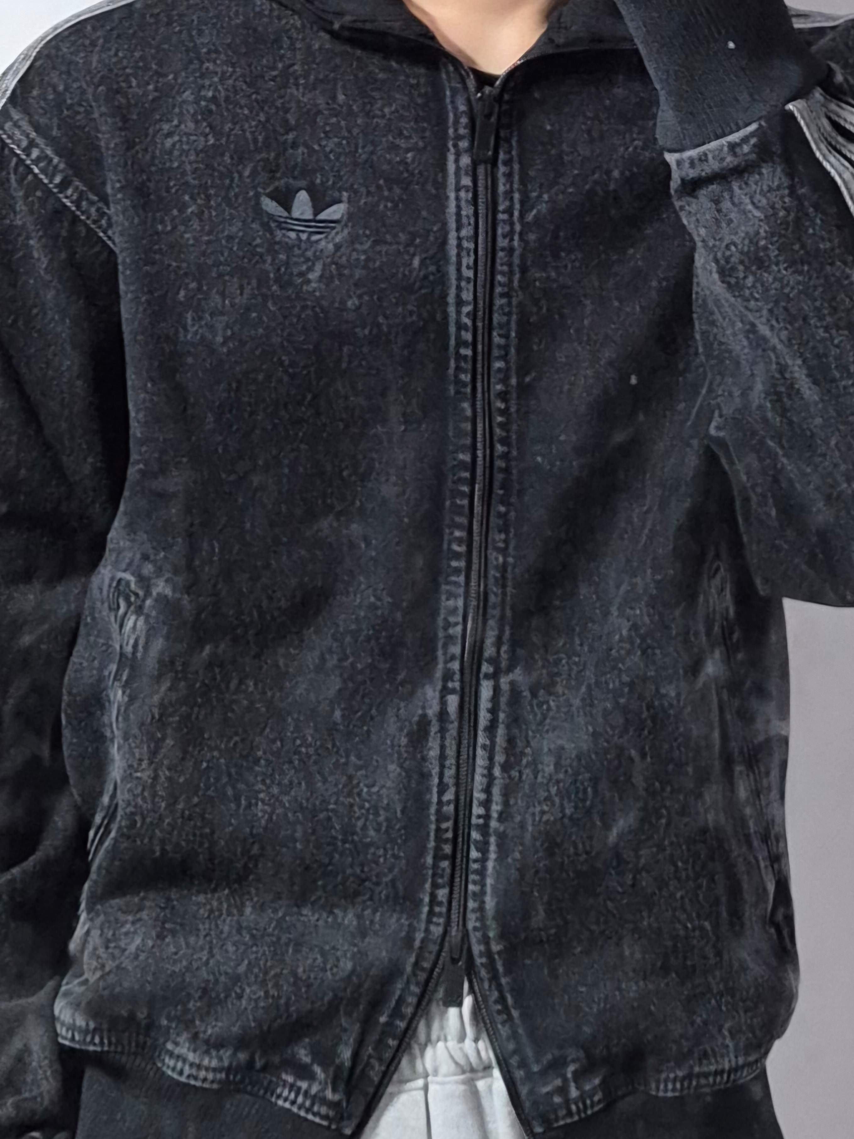 Adidas Adicolor Denim Firebird Track Top True Black Denim  - KR Sizing 착용 스타일 - 1