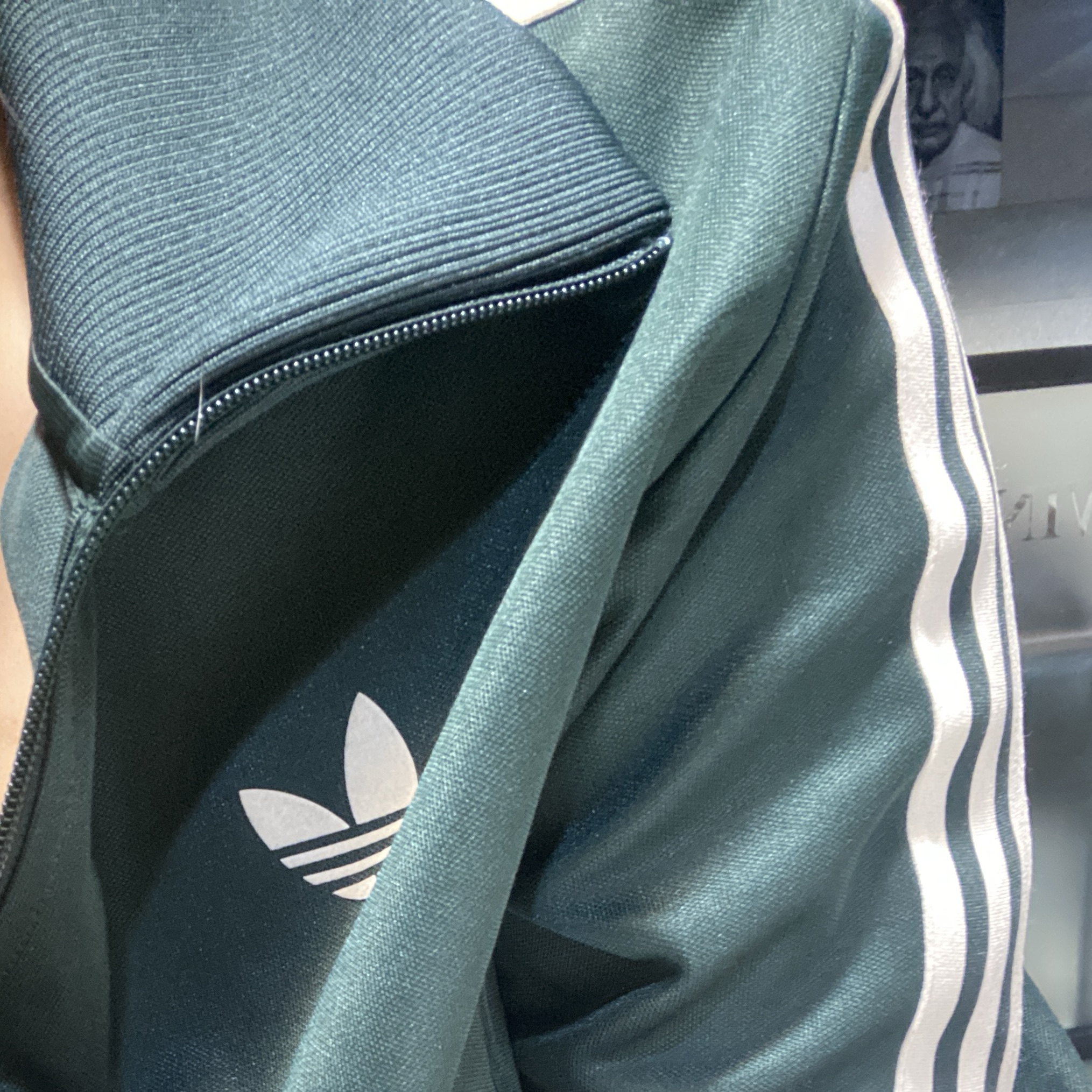 Adidas Bayern Munchen Seasonal Track Top Shadow Green - KR Sizing 착용 스타일 - 2