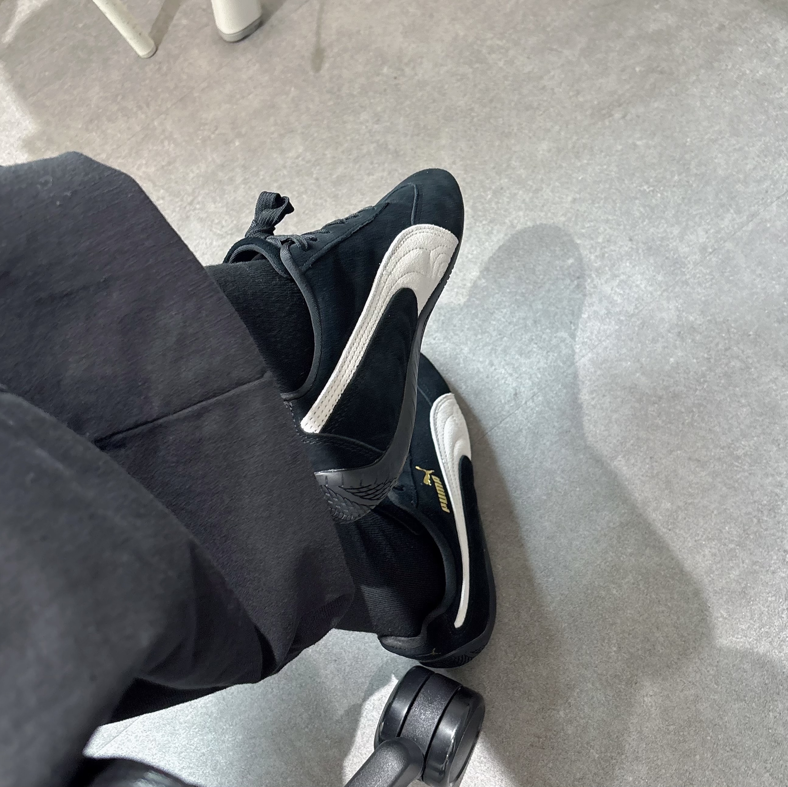 Puma Speedcat OG Black White 착용 스타일