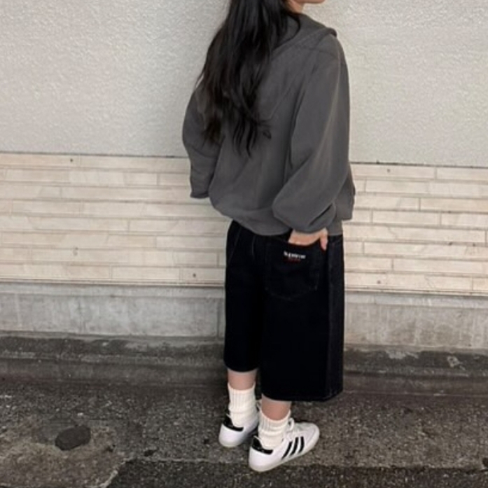 Supreme Baggy Denim Shorts Black - 25SS 착용 스타일 - 2