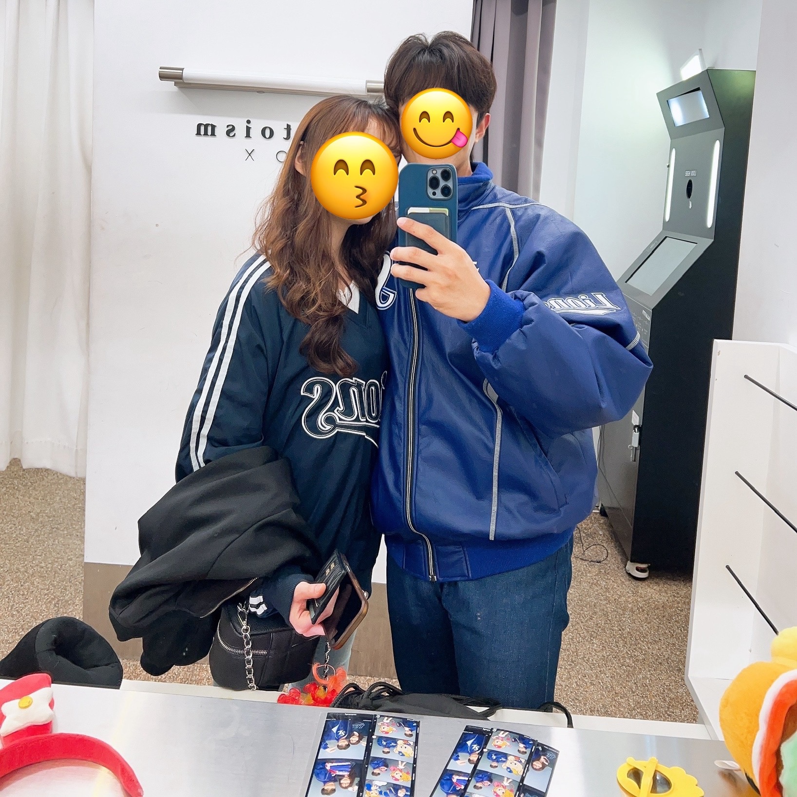Samsung Lions Woven Sweatshirt Navy 착용 스타일