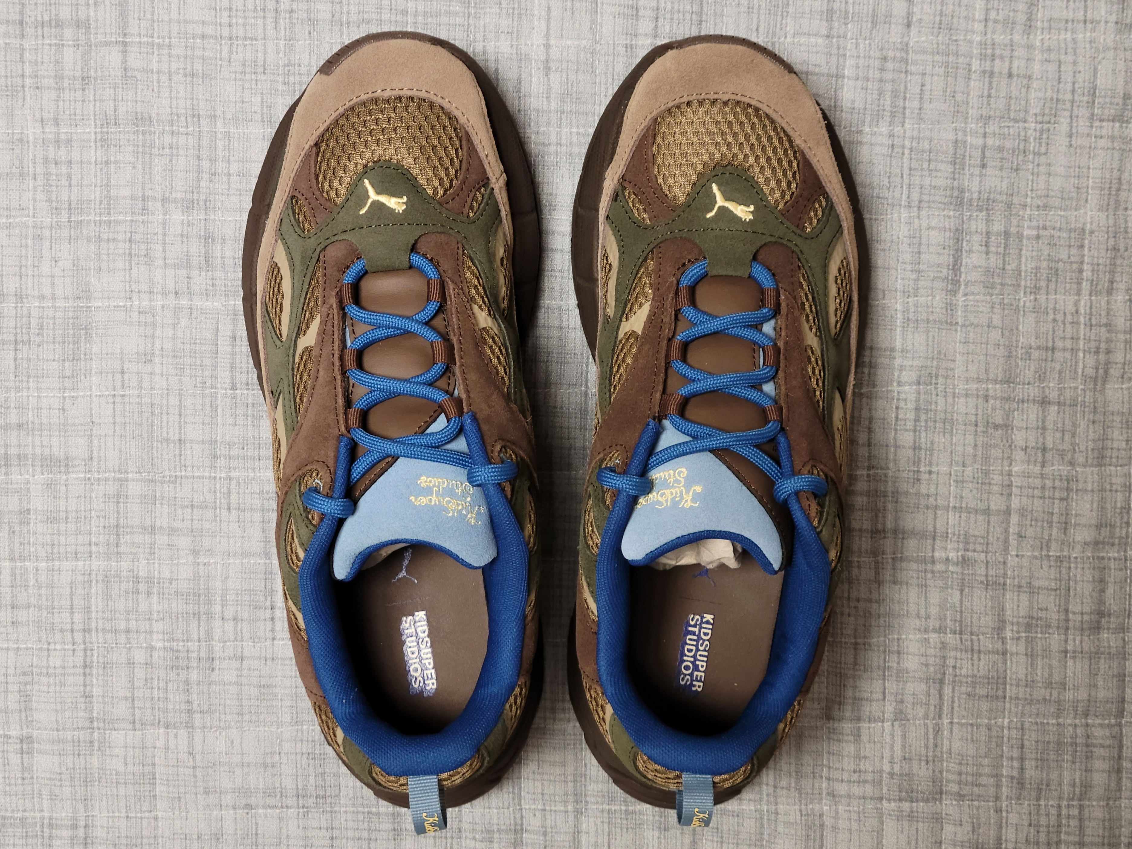 Puma x KidSuper Velophasis NU Totally Taupe Espresso Brown 착용 스타일 - 4