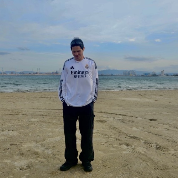Adidas Real Madrid 2024/25 Home Long Sleeve Jersey White - KR Sizing (Non Marking Ver.) 착용 스타일