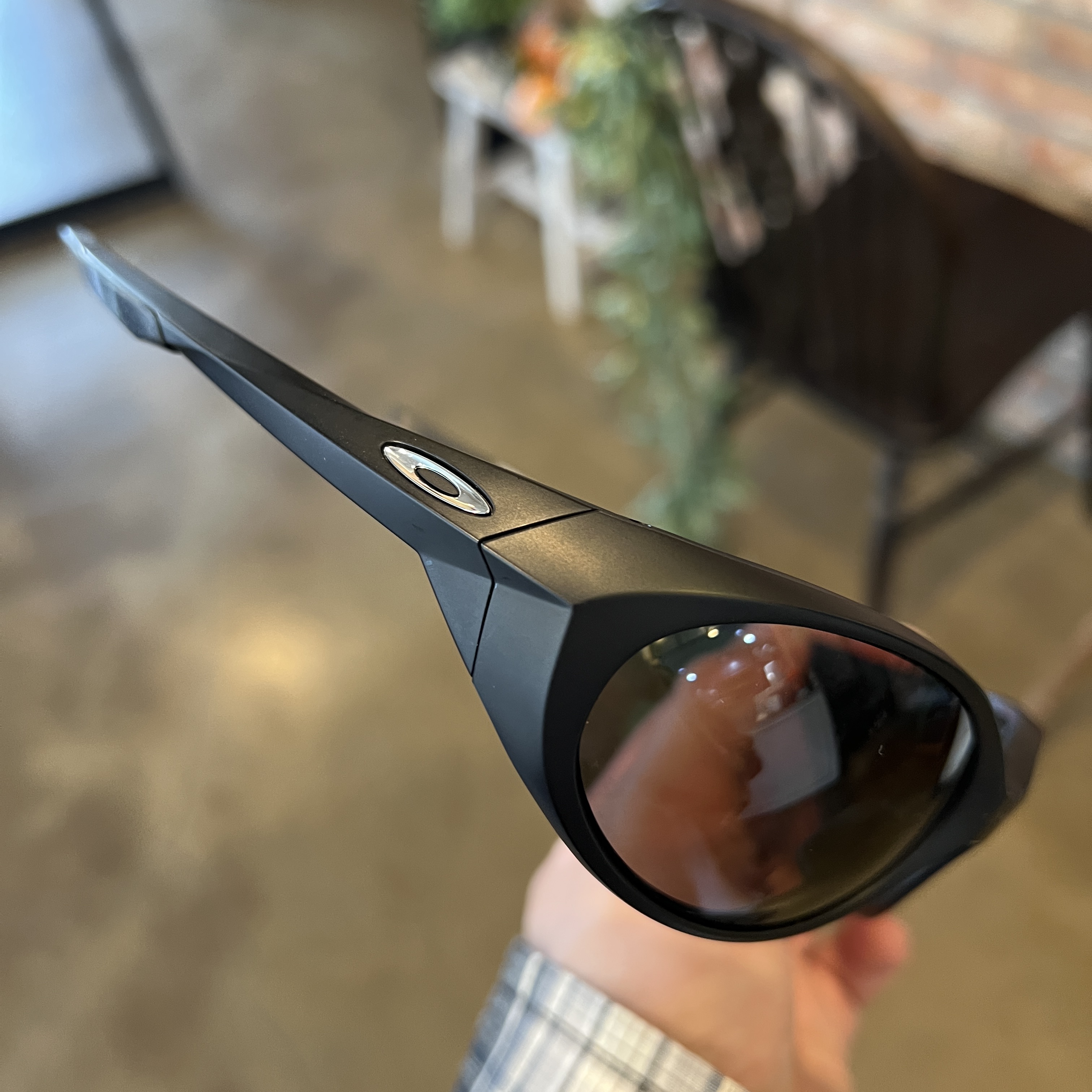 Oakley Eye Jacket Redux Matte Black Frame Prizm Grey Lenses High Bridge Fit 착용 스타일