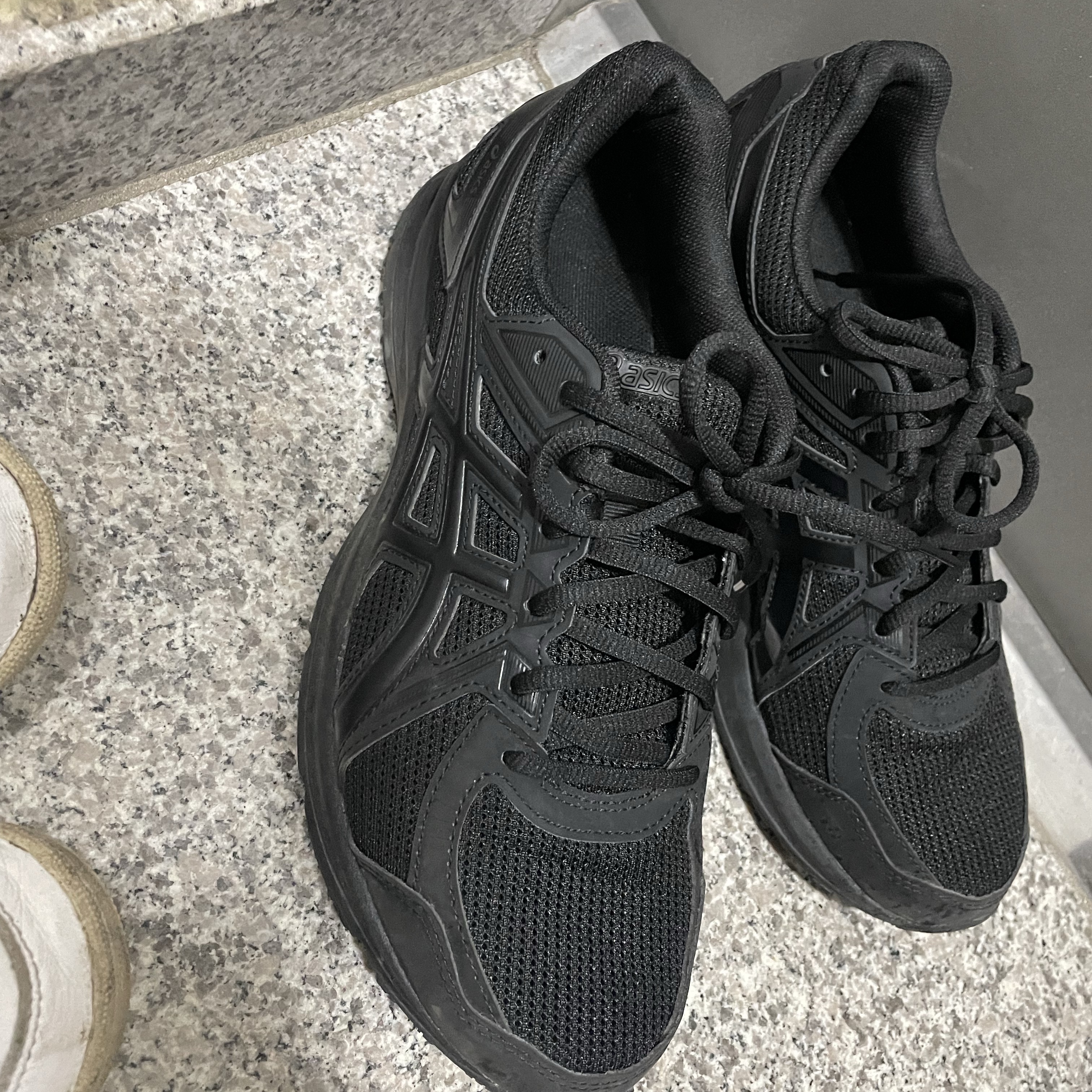 Asics Jog 100 2 Black - 4E Extra Wide 착용 스타일 - 2