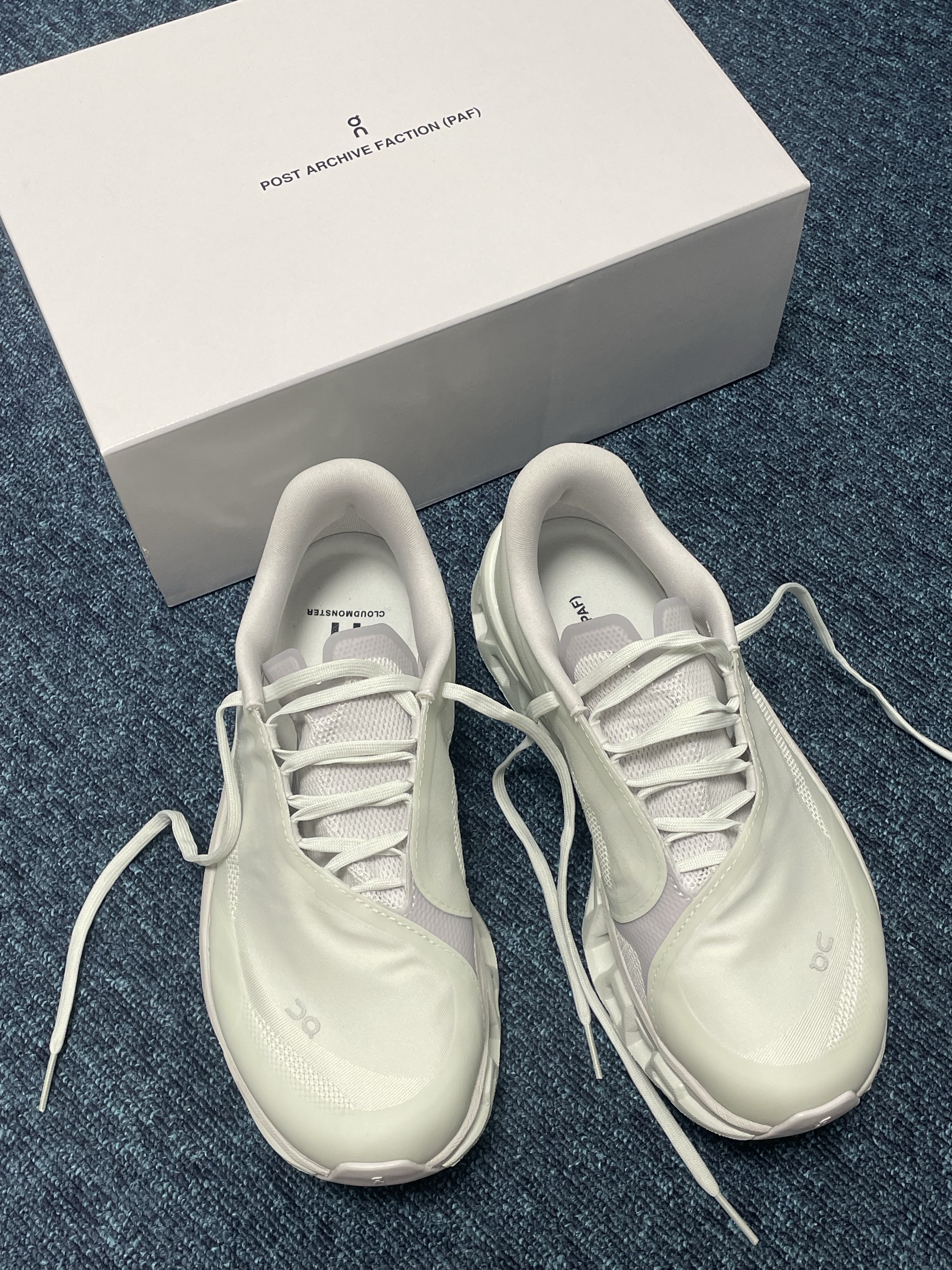 (W) On Running x Post Archive Faction (Paf) Cloudmonster 2 Vapor Frost, On Running x Post Archive Faction (Paf) Cloudmonster 2 Vapor Frost 착용 스타일 - 2
