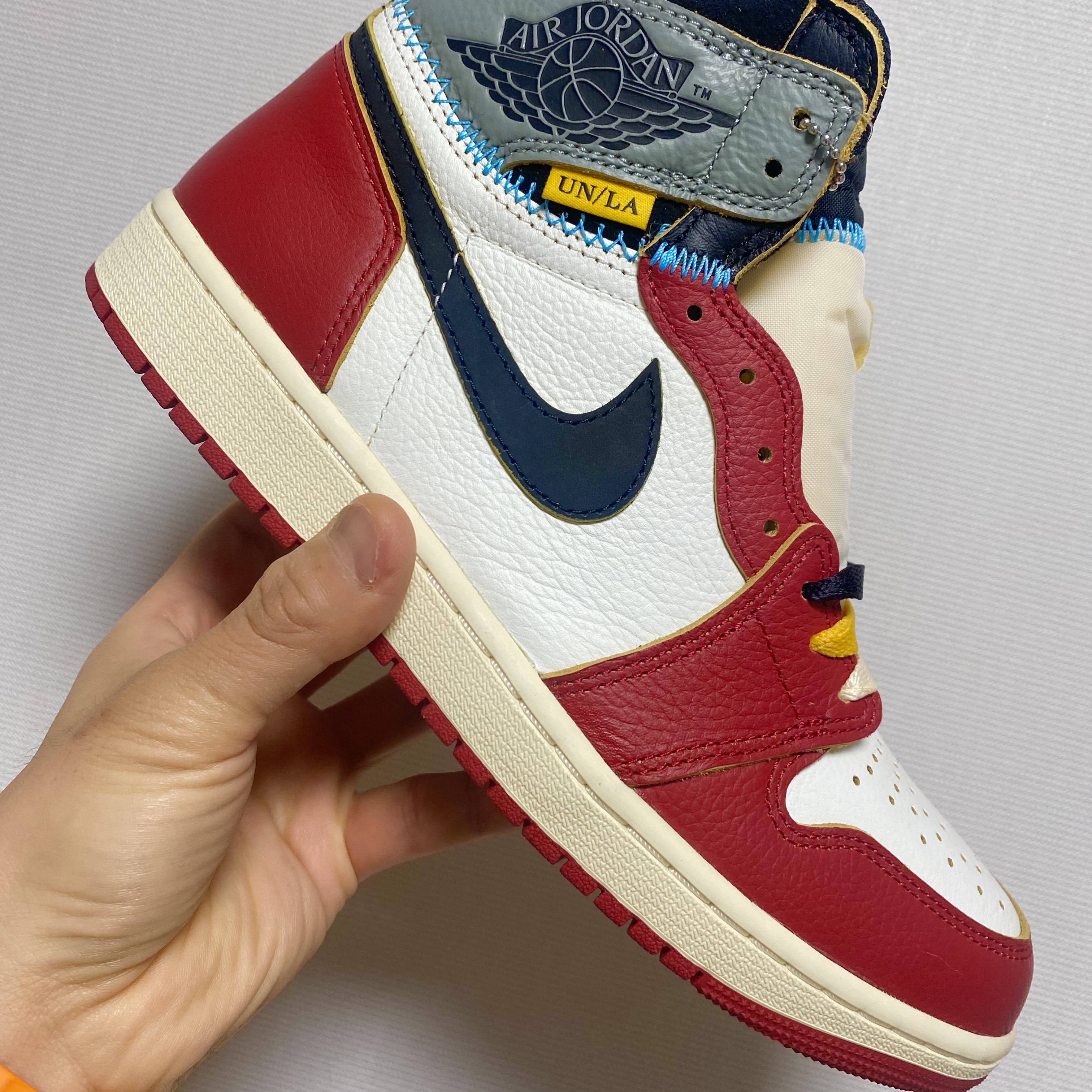 Jordan 1 x Union Retro High OG Chicago Shadow 착용 스타일 - 4
