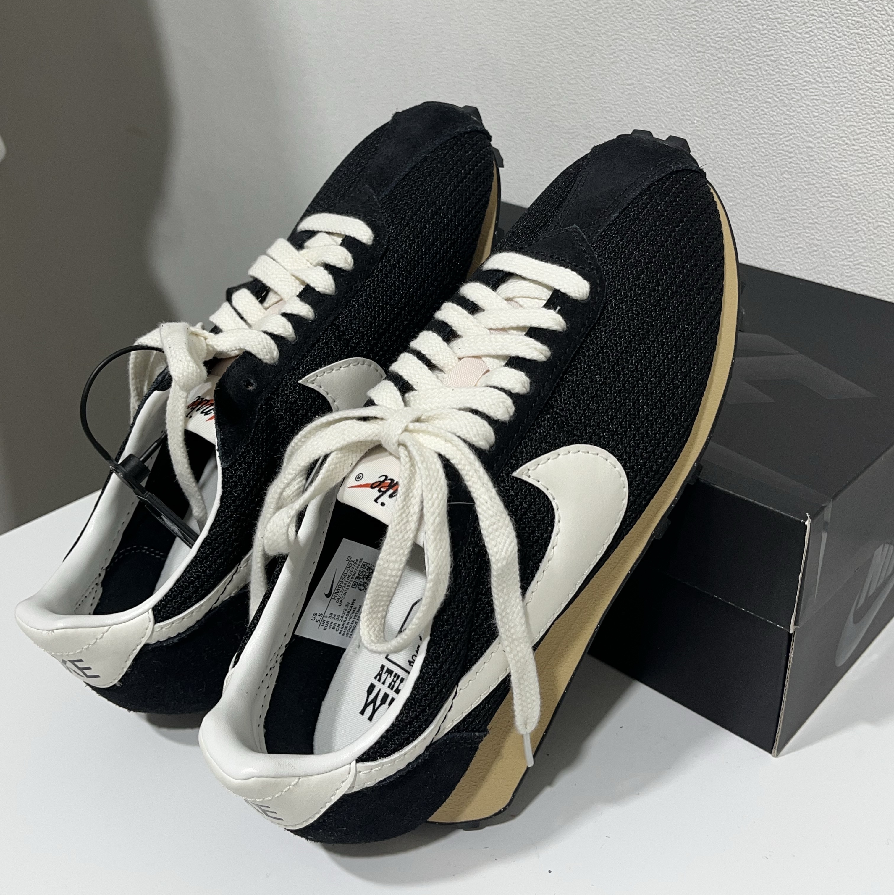 Nike LD-1000 SP Black and Sail 착용 스타일 - 3