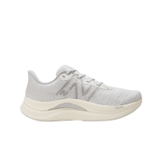 (W) New Balance FuelCell Propel V4 Grey Matter - D Wide