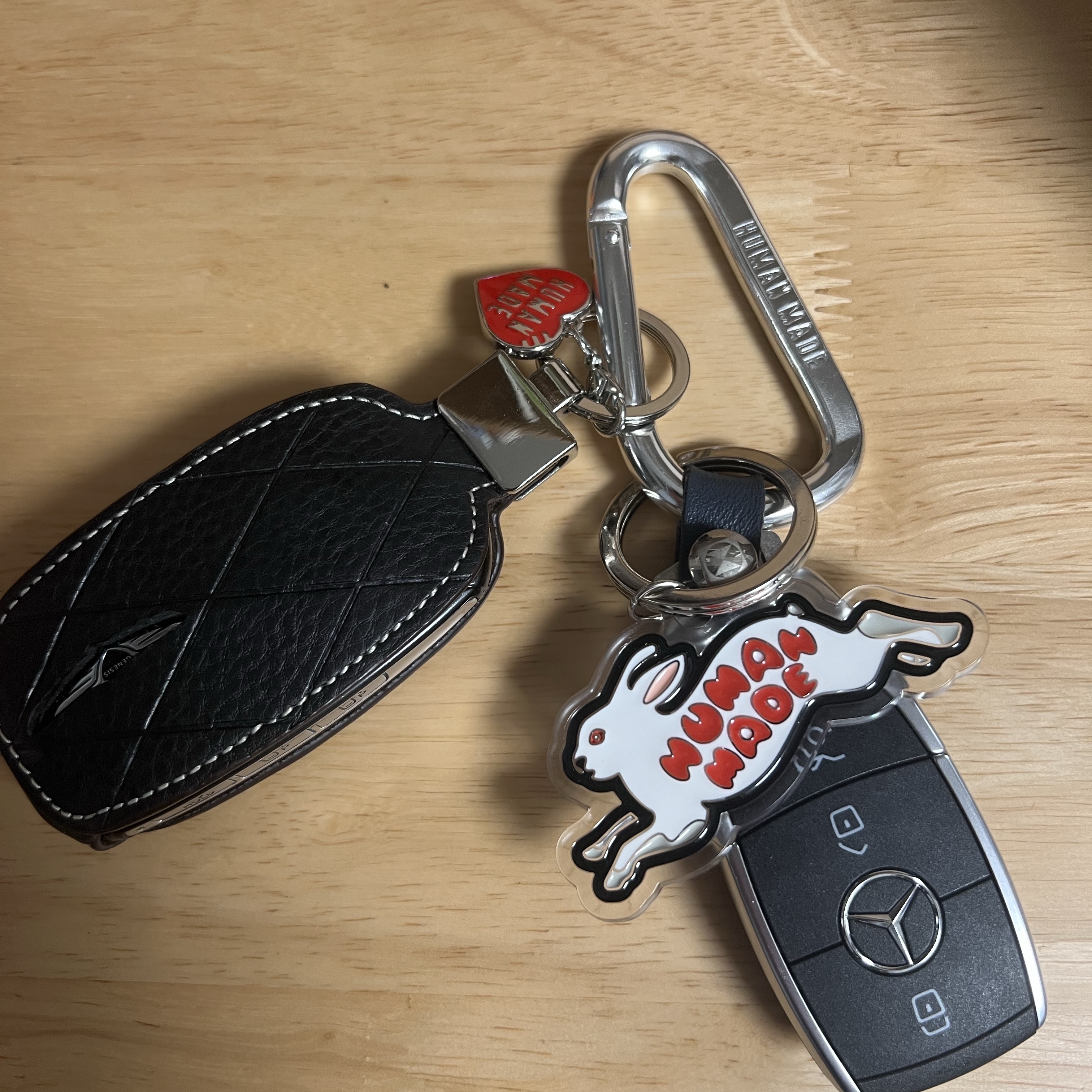 Human Made Heart Mini Keycharm Red, Human Made Animal Keychain Pink 착용 스타일