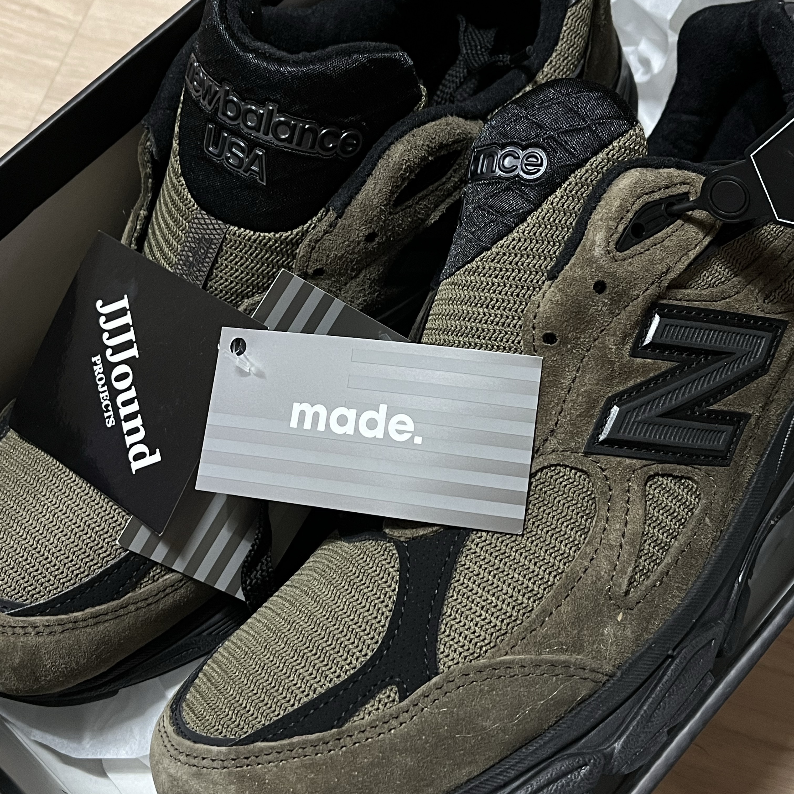 New Balance x JJJJound 990v3 Brown Black 착용 스타일