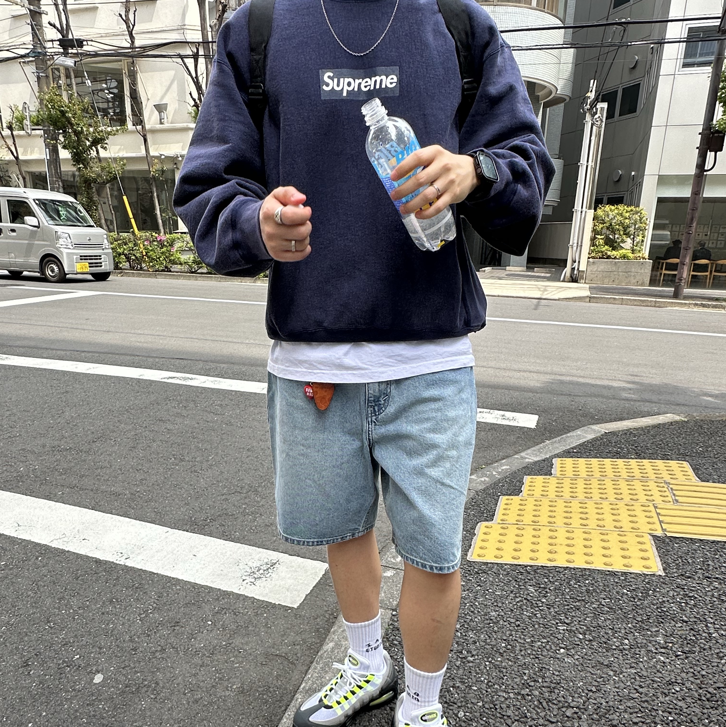 Nike Air Max 95 OG Neon, Supreme Washed Box Logo Crewneck Navy - 25SS 착용 스타일 - 2