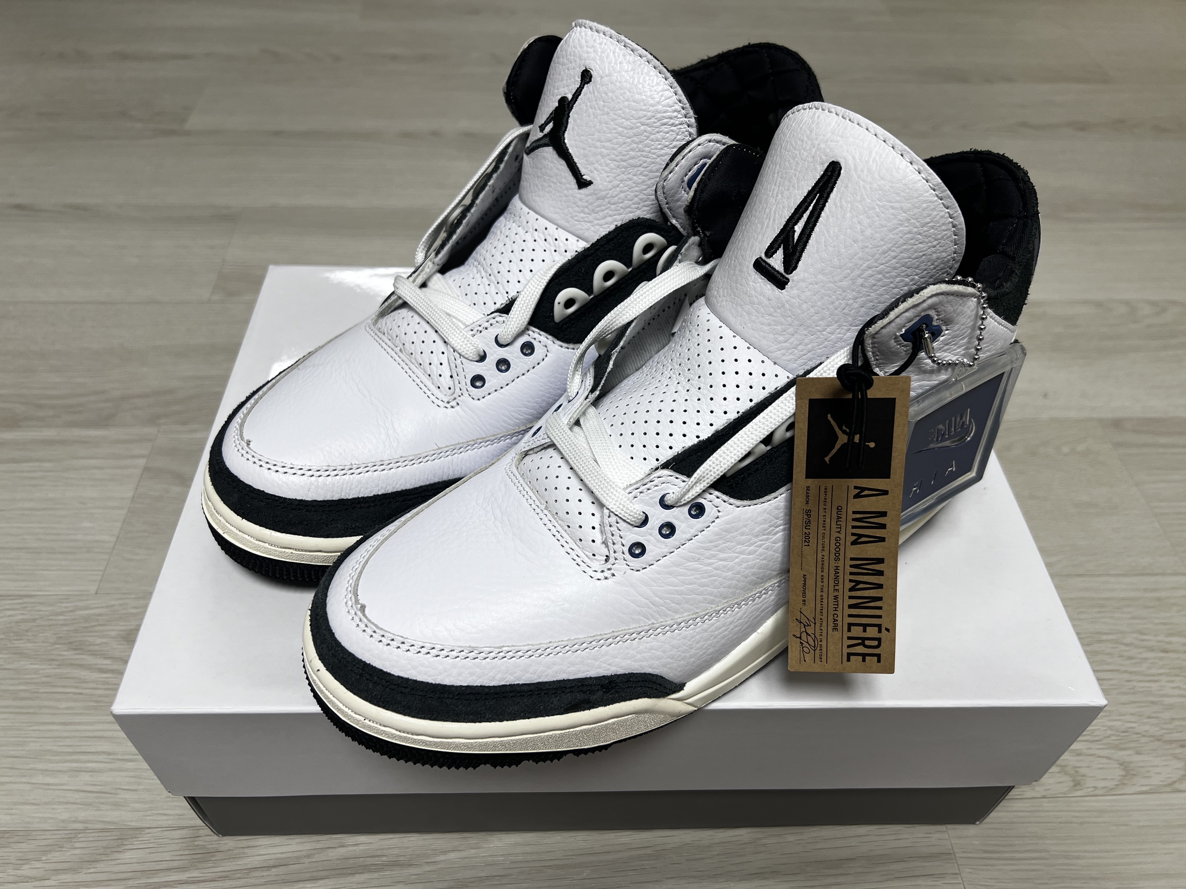Jordan 3 x A Ma Maniere Retro OG SP For The Love 착용 스타일