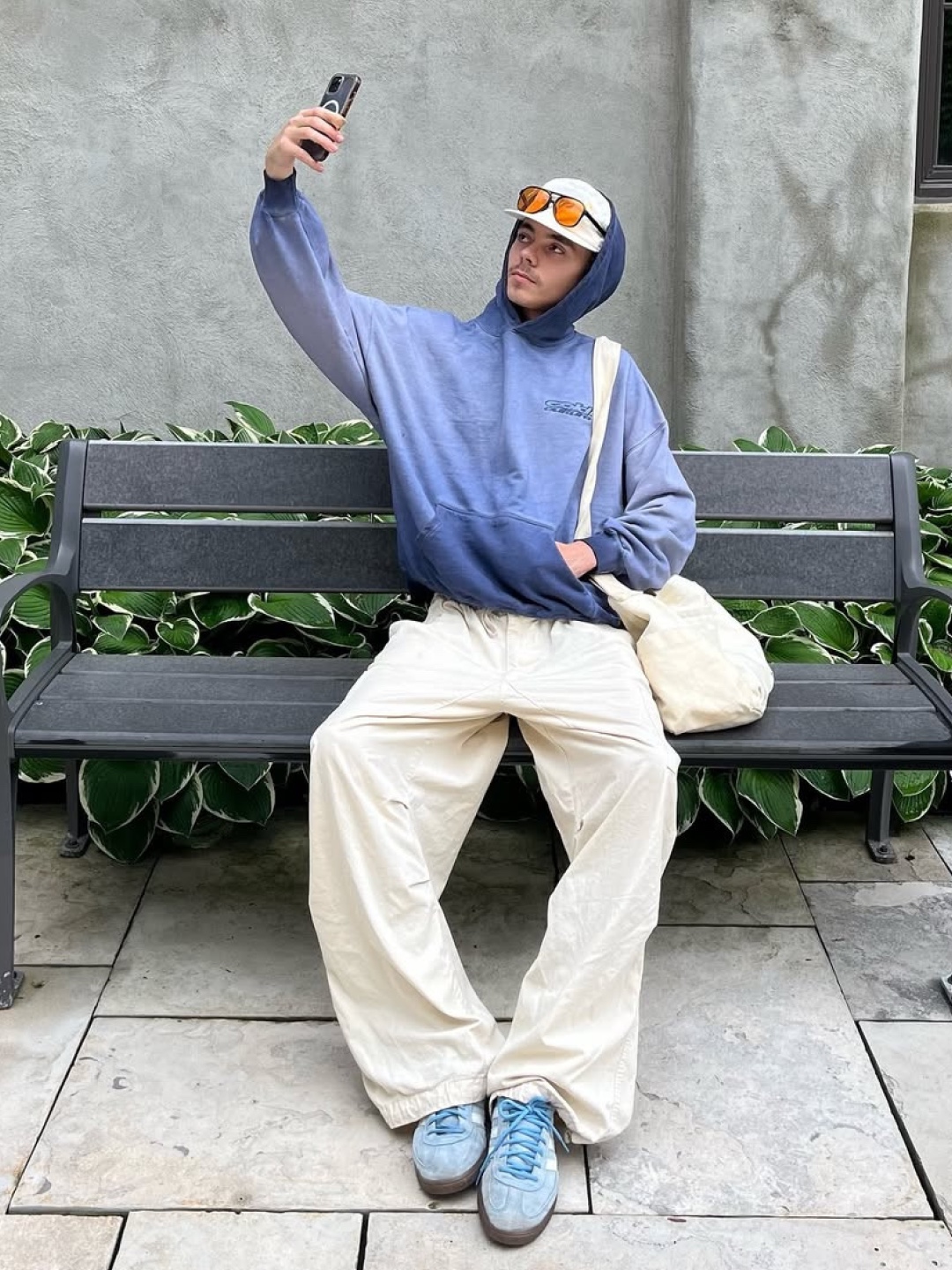 noun Wide Curved Denim Pants White, Millo Archive Reflect Curved Pants Off White 착용 스타일 - 2