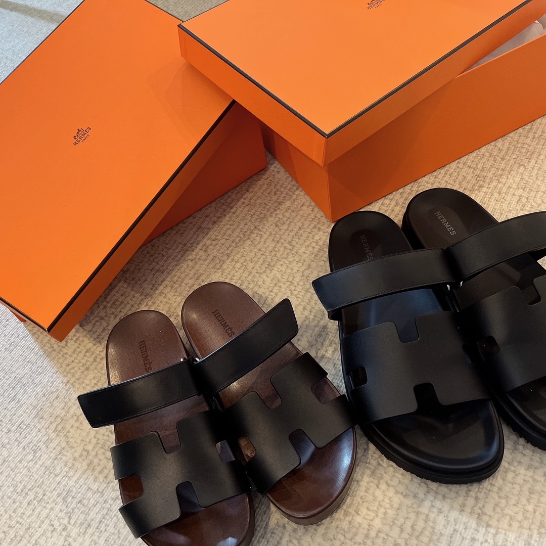 (W) Hermes Kos Clog Calfskin & Palladium Noir, Hermes Chypre Sandal Calfskin & Noir 착용 스타일