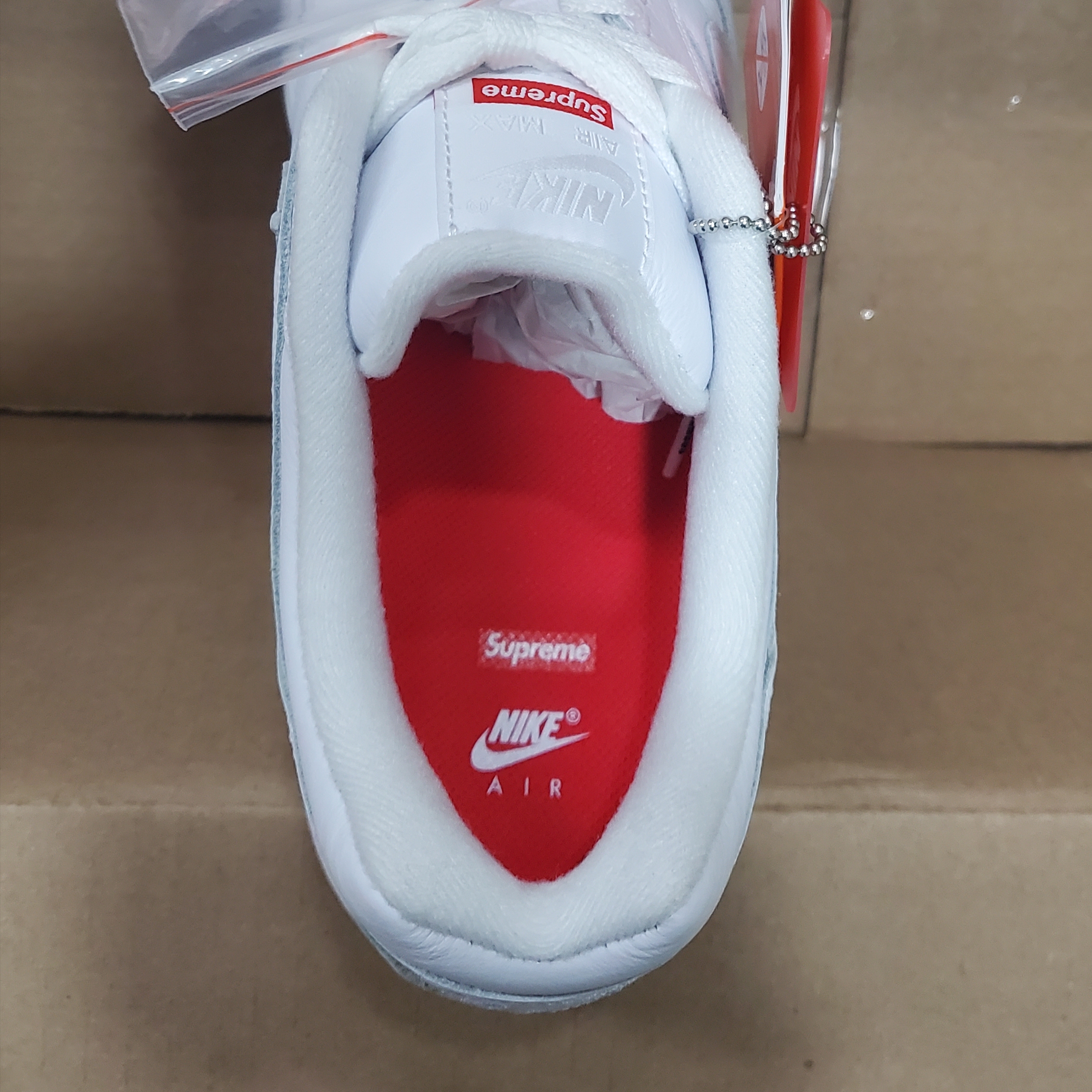 Nike x Supreme Air Max 1 '87 White - 25SS, [SS25] moif 404 Gnf(F) H/S Tee Off White 착용 스타일 - 2