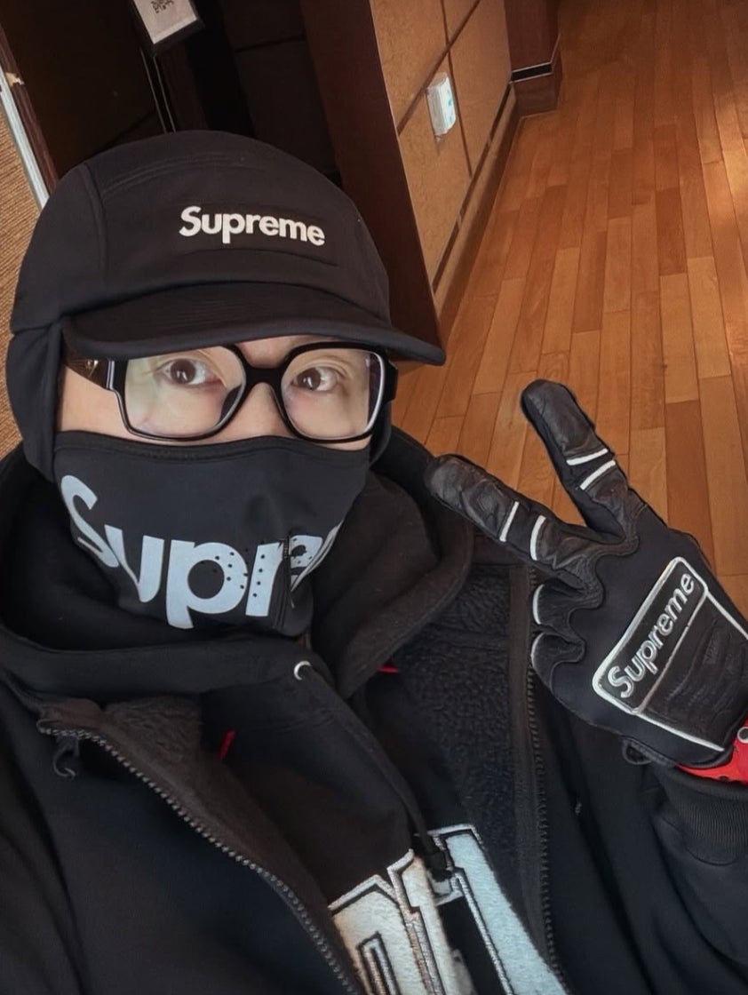 Supreme Windstopper ジャンパー・ブルゾン 黒ゴアテックス Supreme Windstopper Zip Up Hooded Black - メルカリ