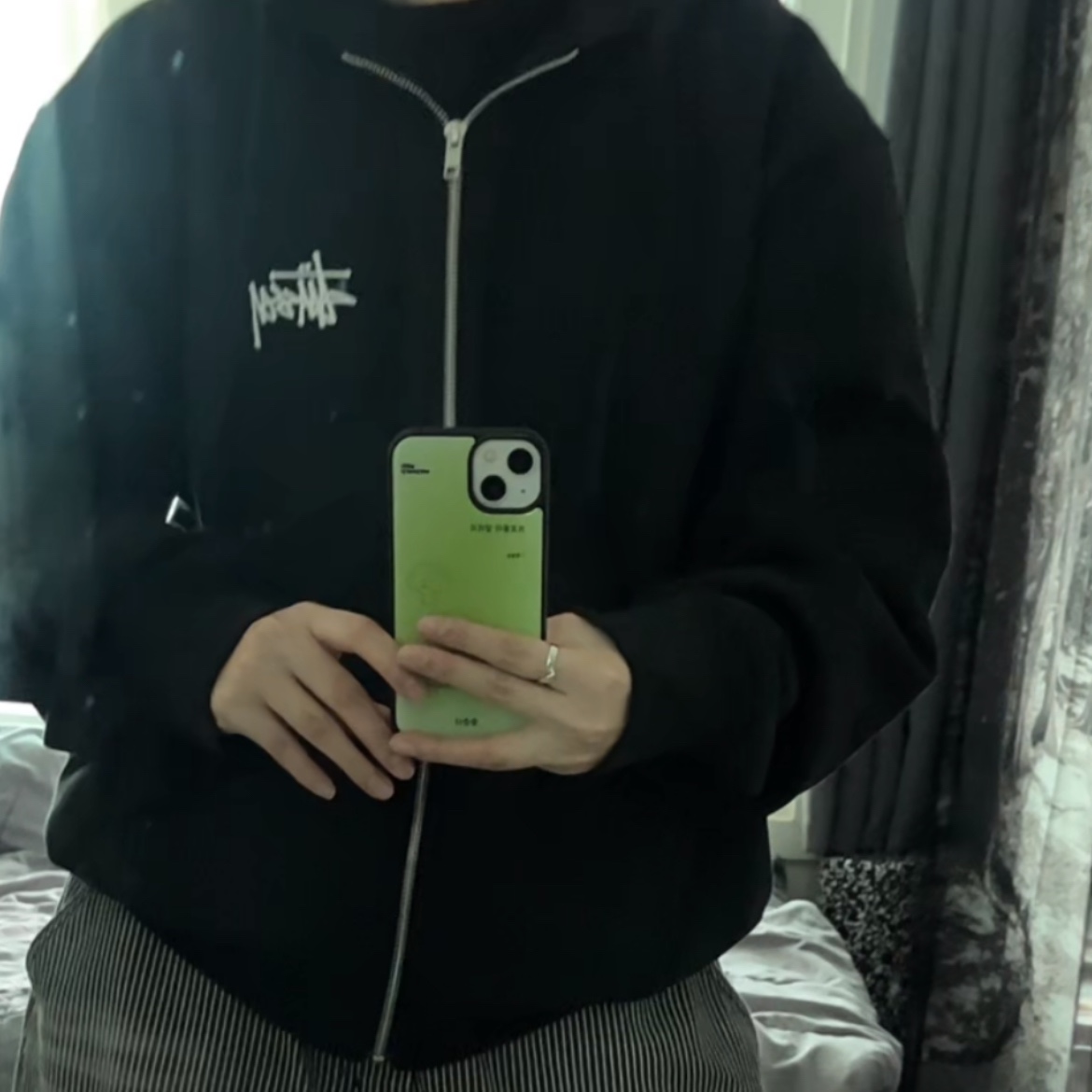 Stussy Basic Zip Hoodie Black 착용 스타일