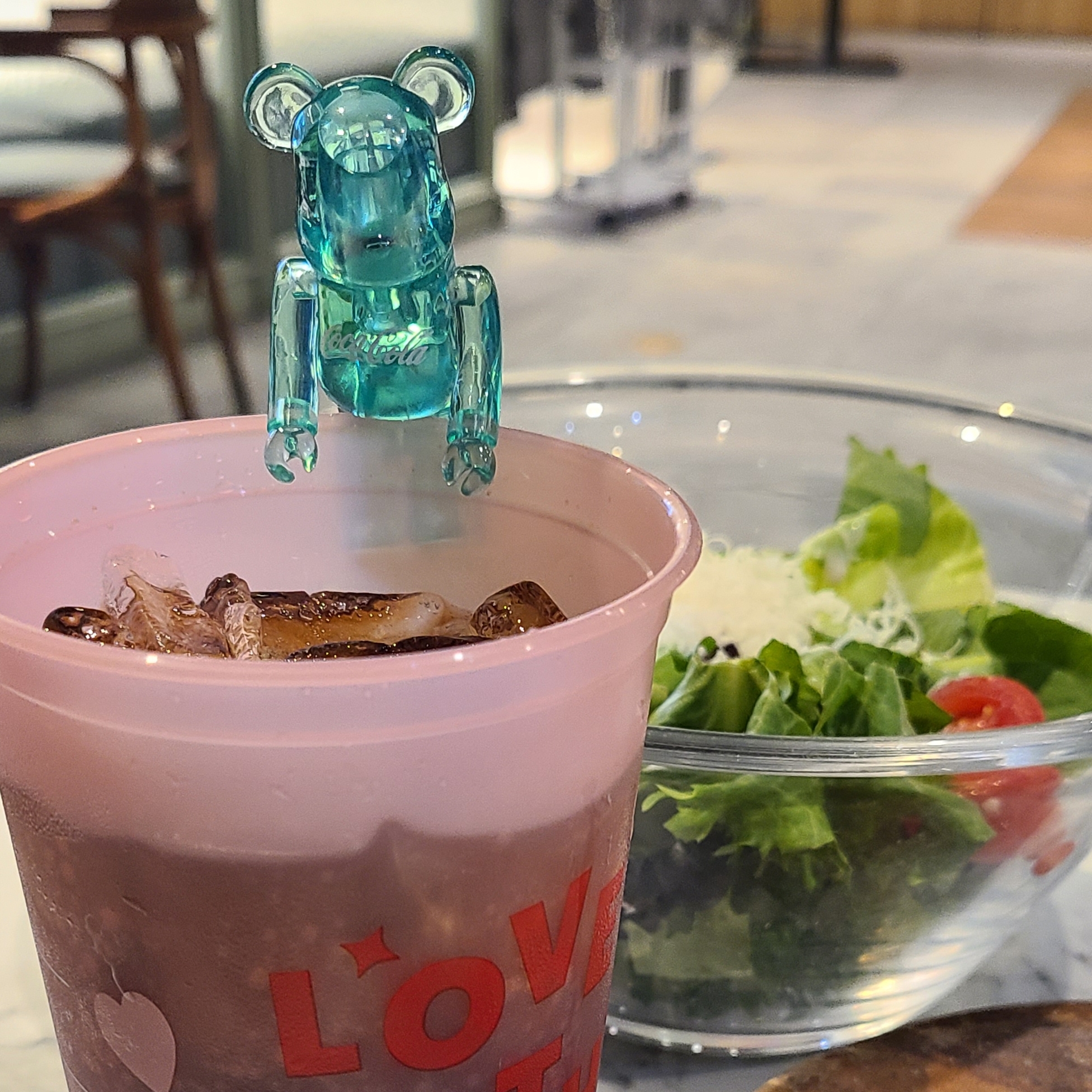 베어브릭 x 코카콜라 조지아 그린 100% & 400% 세트 | Bearbrick